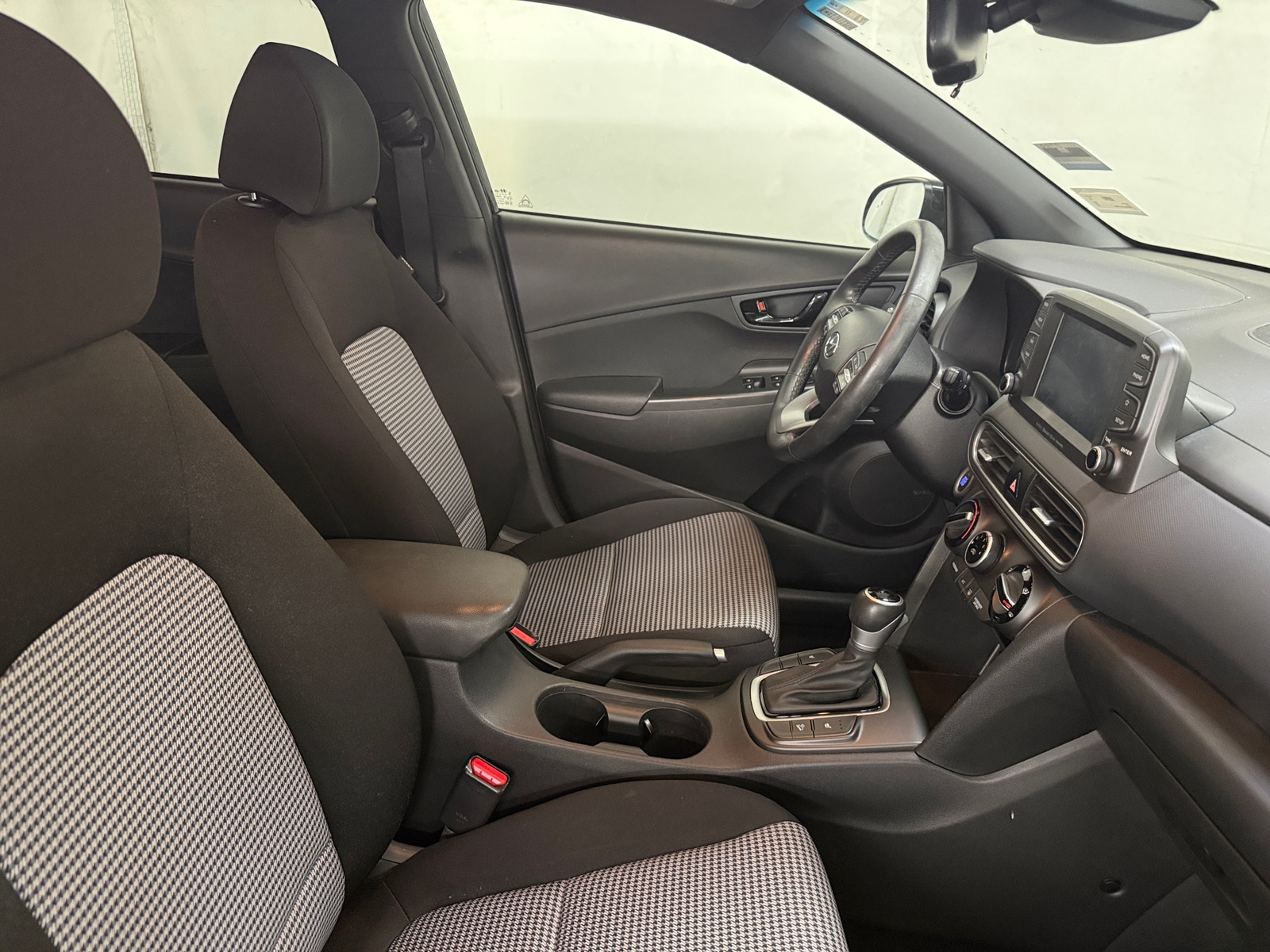 Thumbnail: 2021 Hyundai Kona - 2