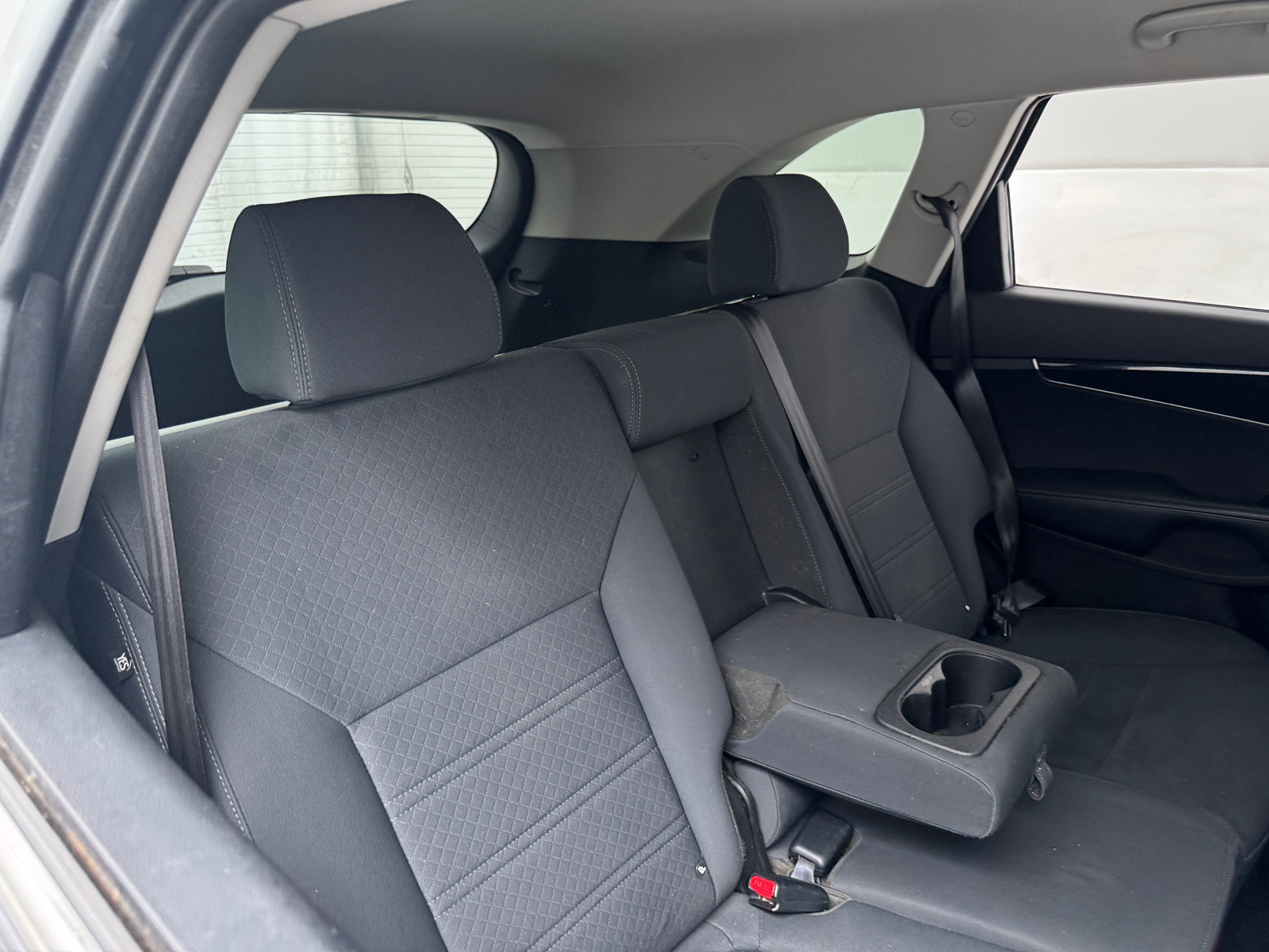 Thumbnail: 2017 Kia Sorento - 6