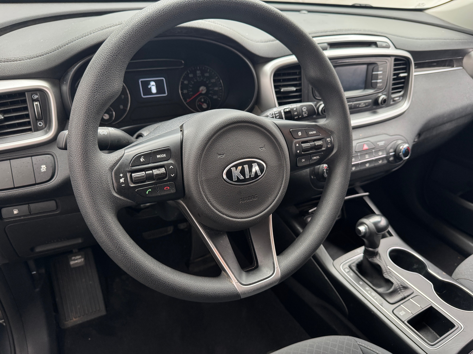 Thumbnail: 2017 Kia Sorento - 5