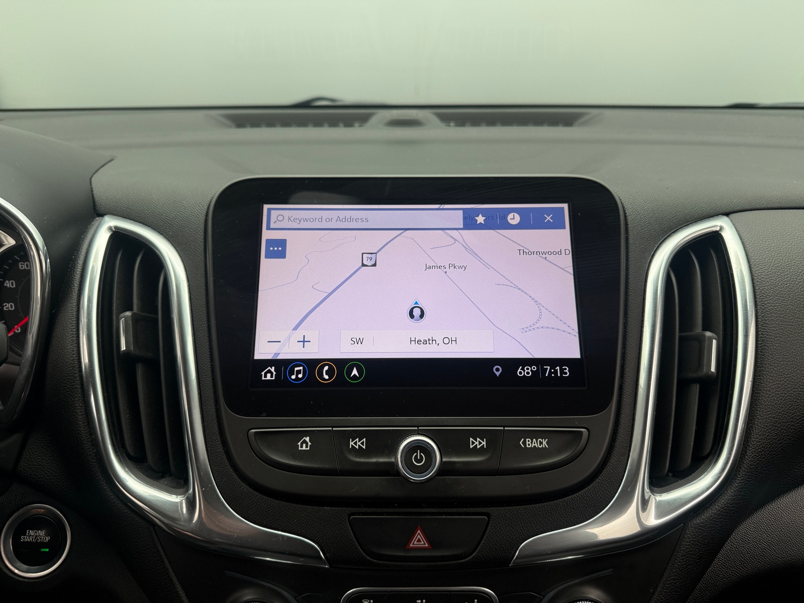 Thumbnail: 2019 Chevrolet Equinox - 4