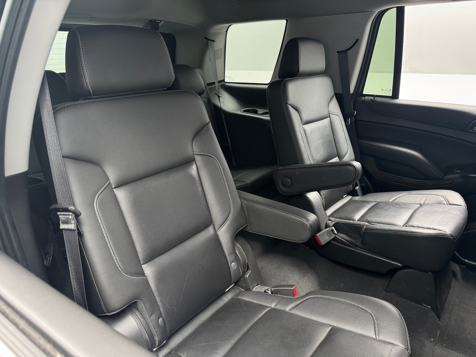 Thumbnail: 2019 Chevrolet Tahoe - 5