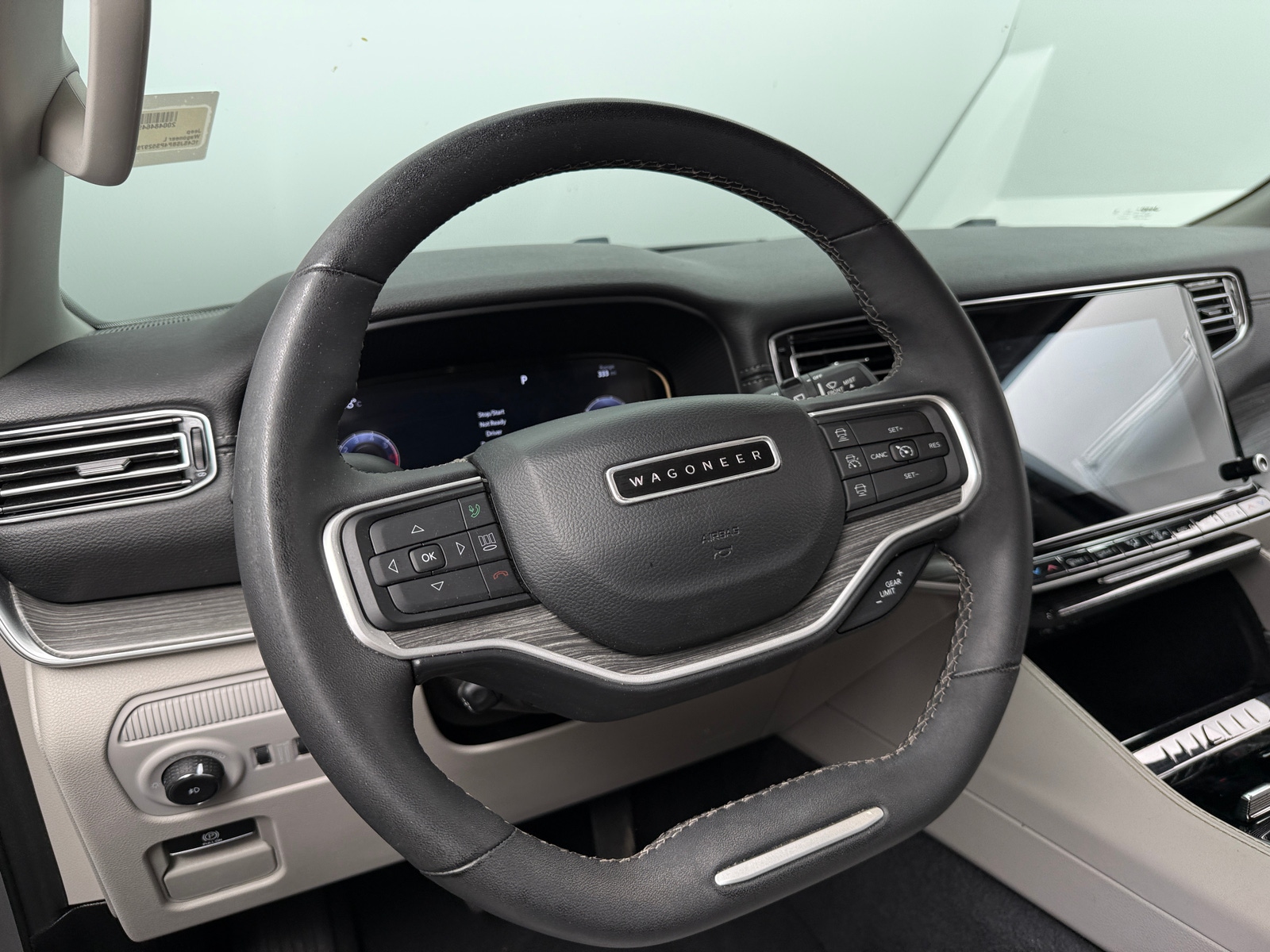 Thumbnail: 2023 Jeep Wagoneer - 4