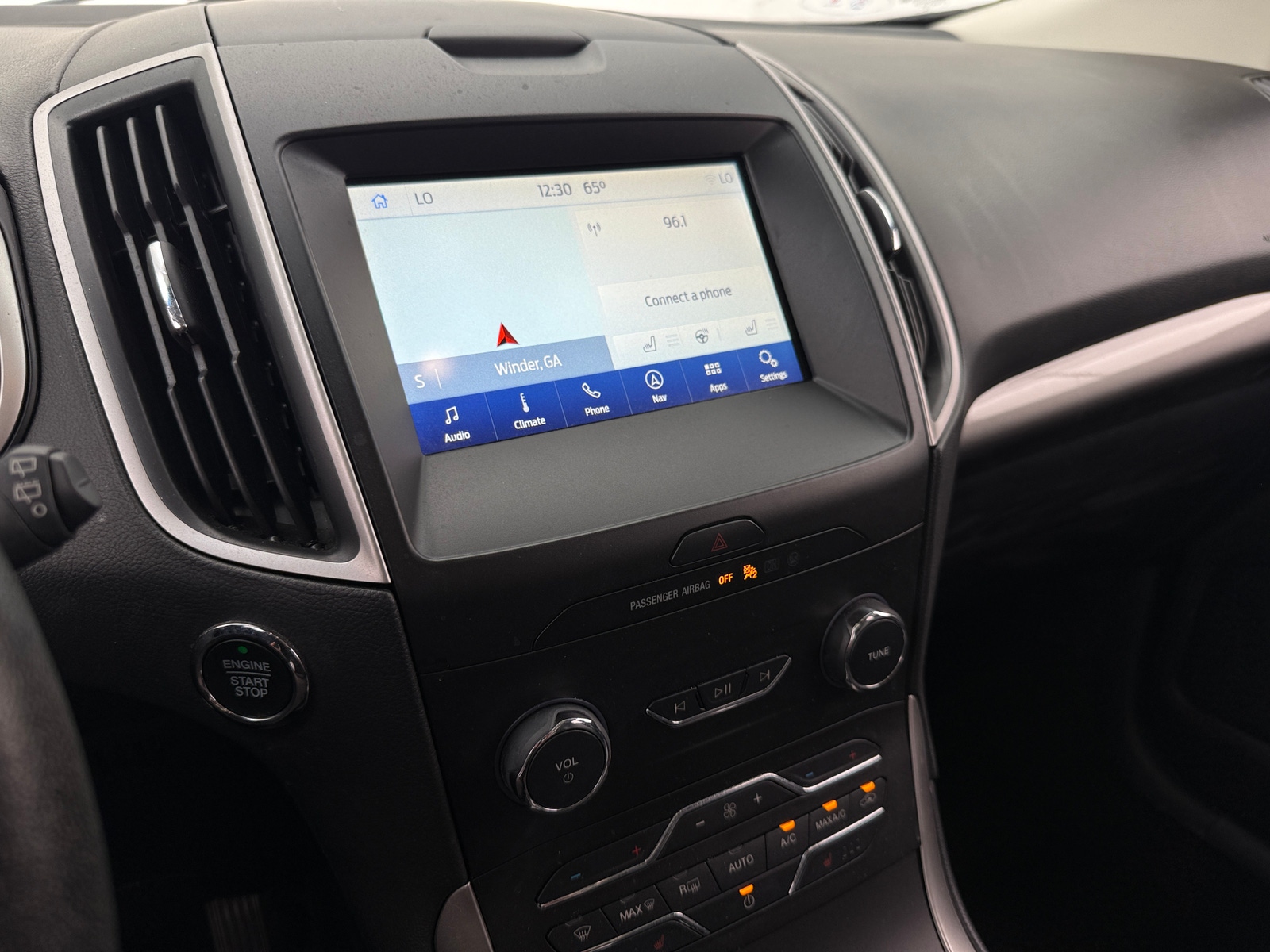 Thumbnail: 2019 Ford Edge - 4