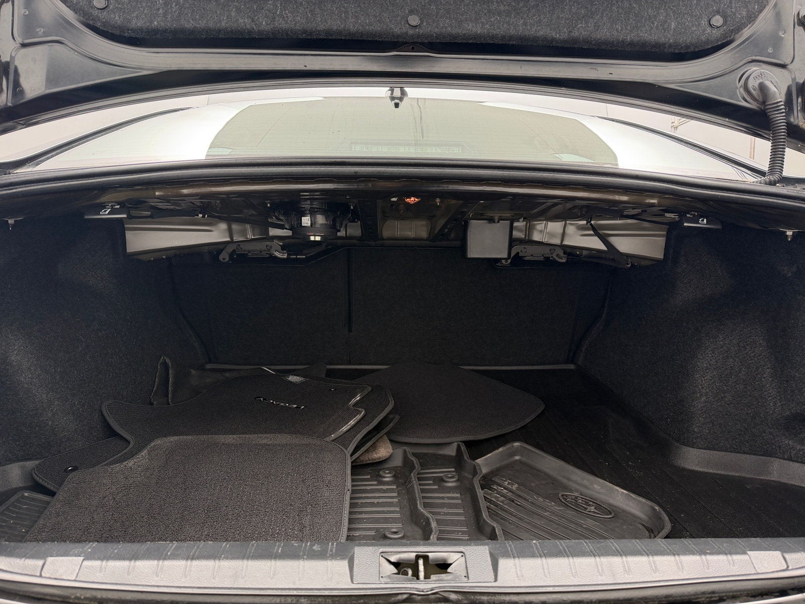 Thumbnail: 2018 Subaru Legacy - 6