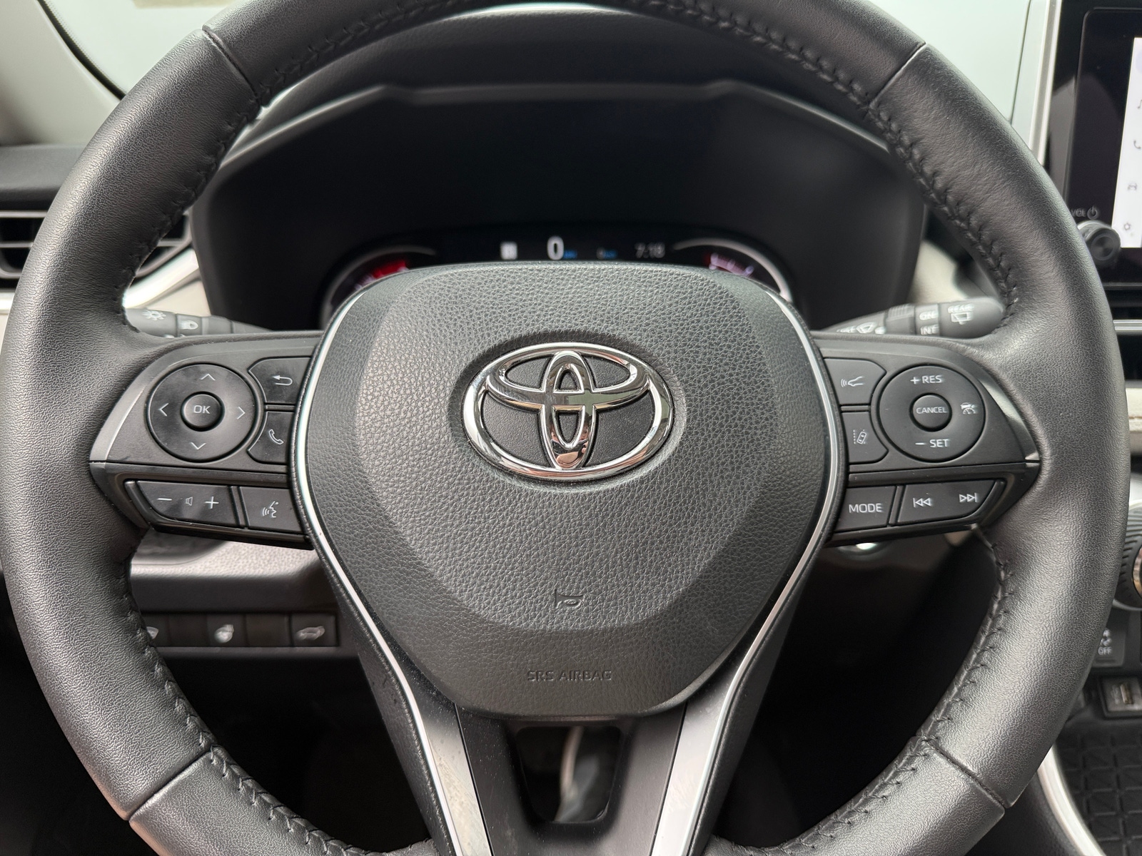 Thumbnail: 2024 Toyota RAV4 - 4