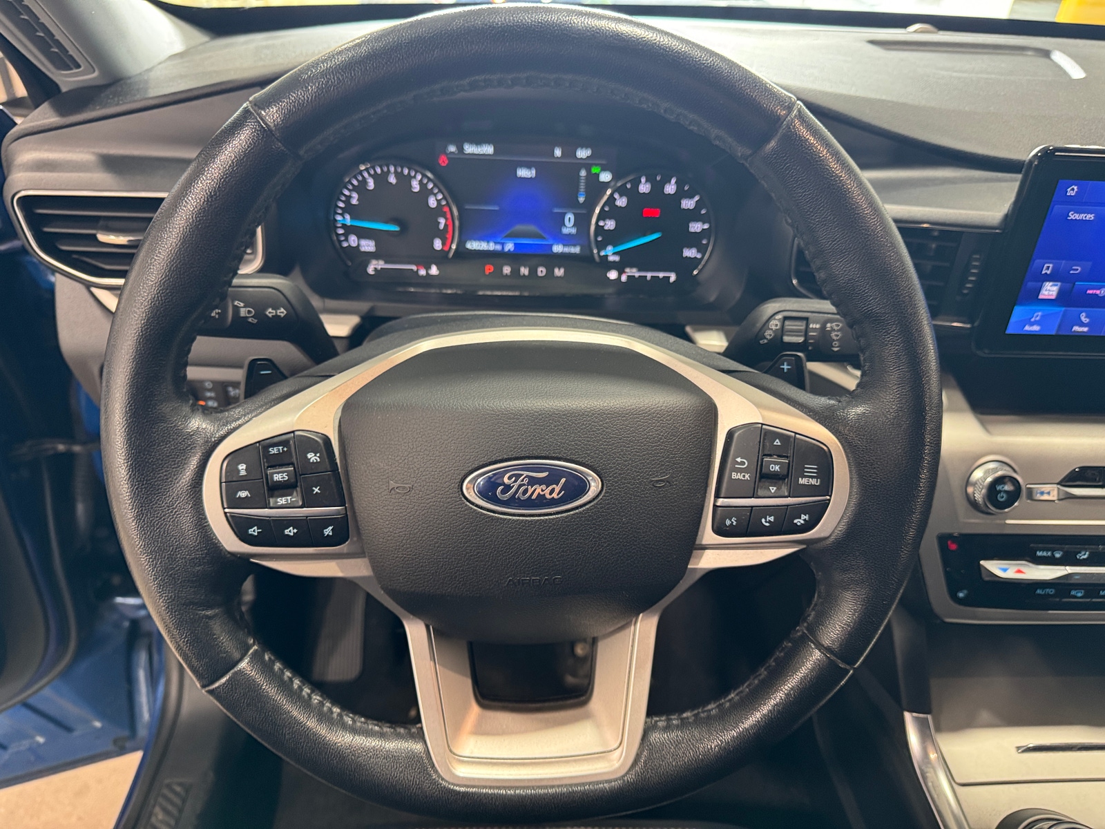 Thumbnail: 2021 Ford Explorer - 5