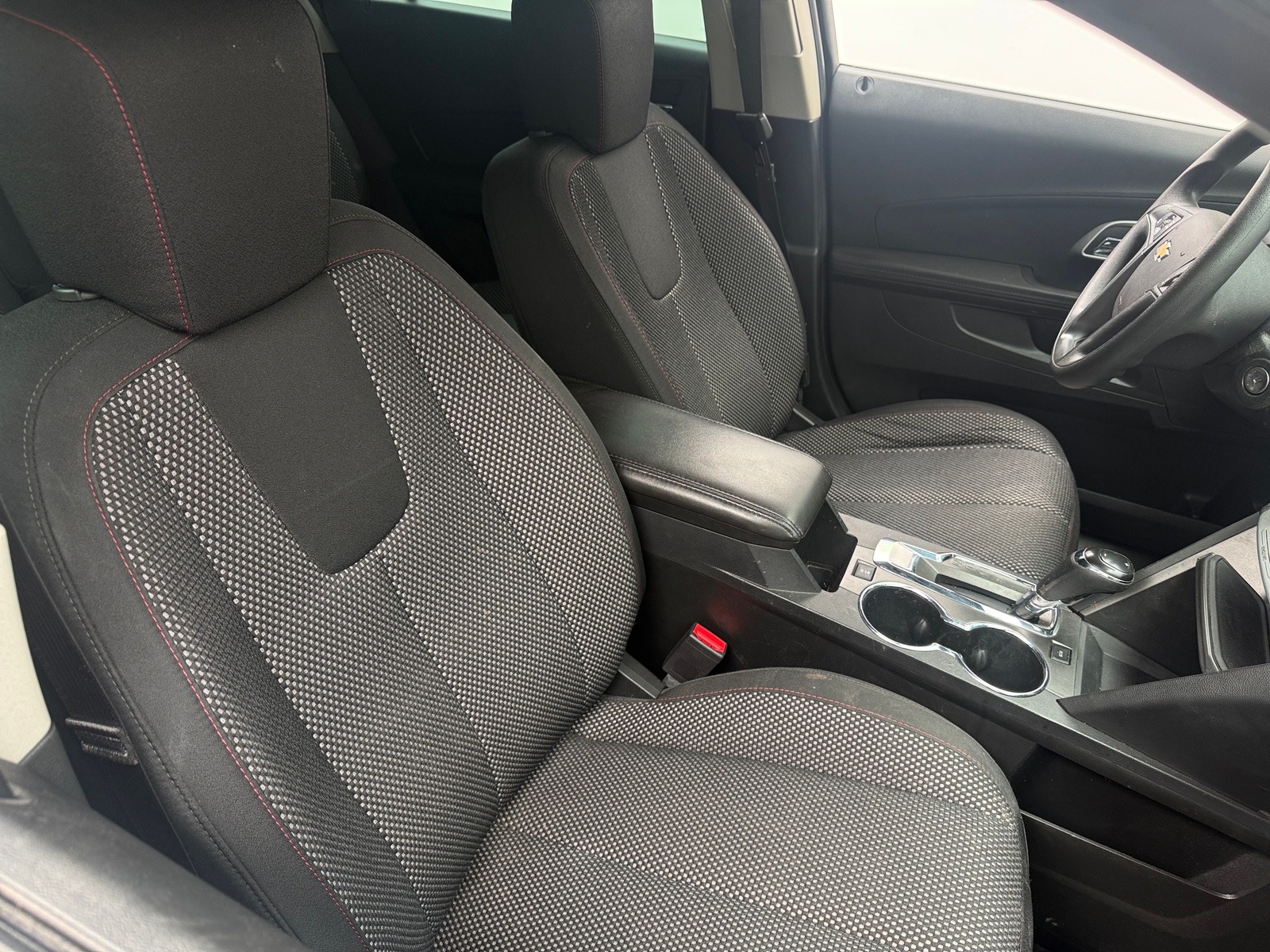 Thumbnail: 2017 Chevrolet Equinox - 2