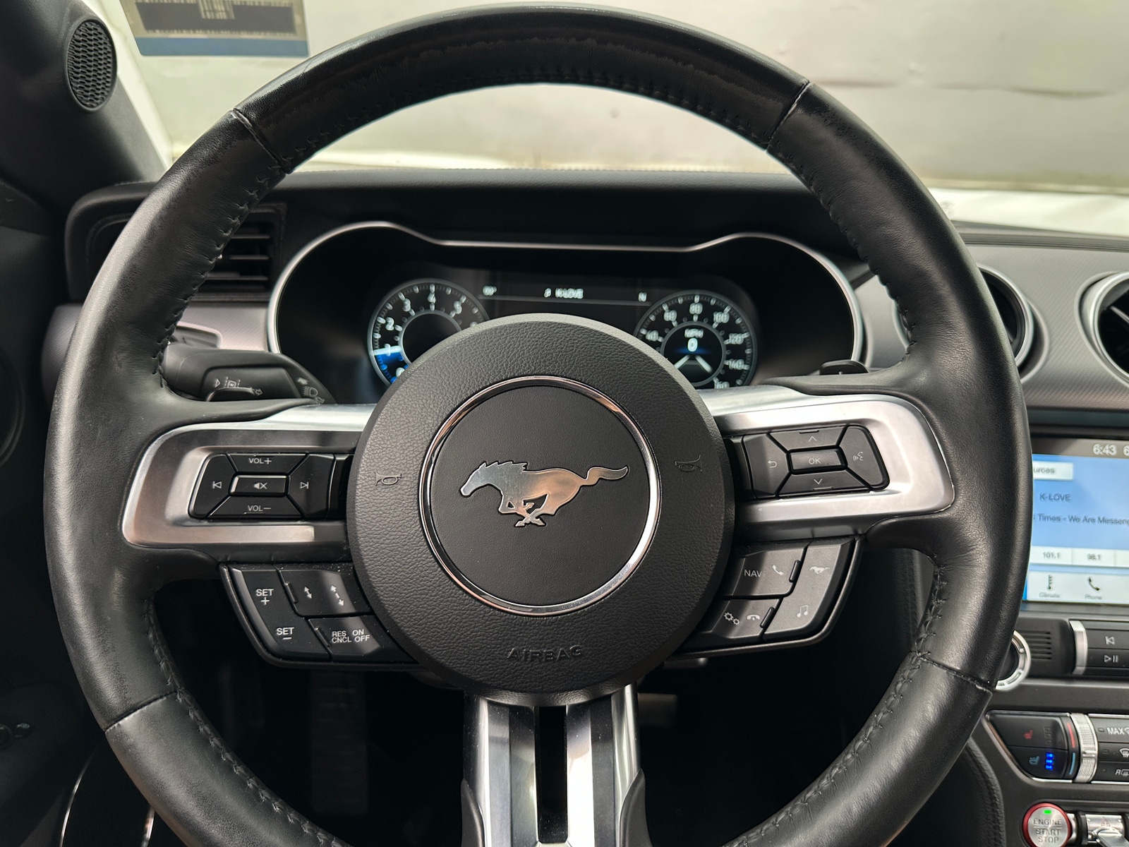 Thumbnail: 2019 Ford Mustang - 3