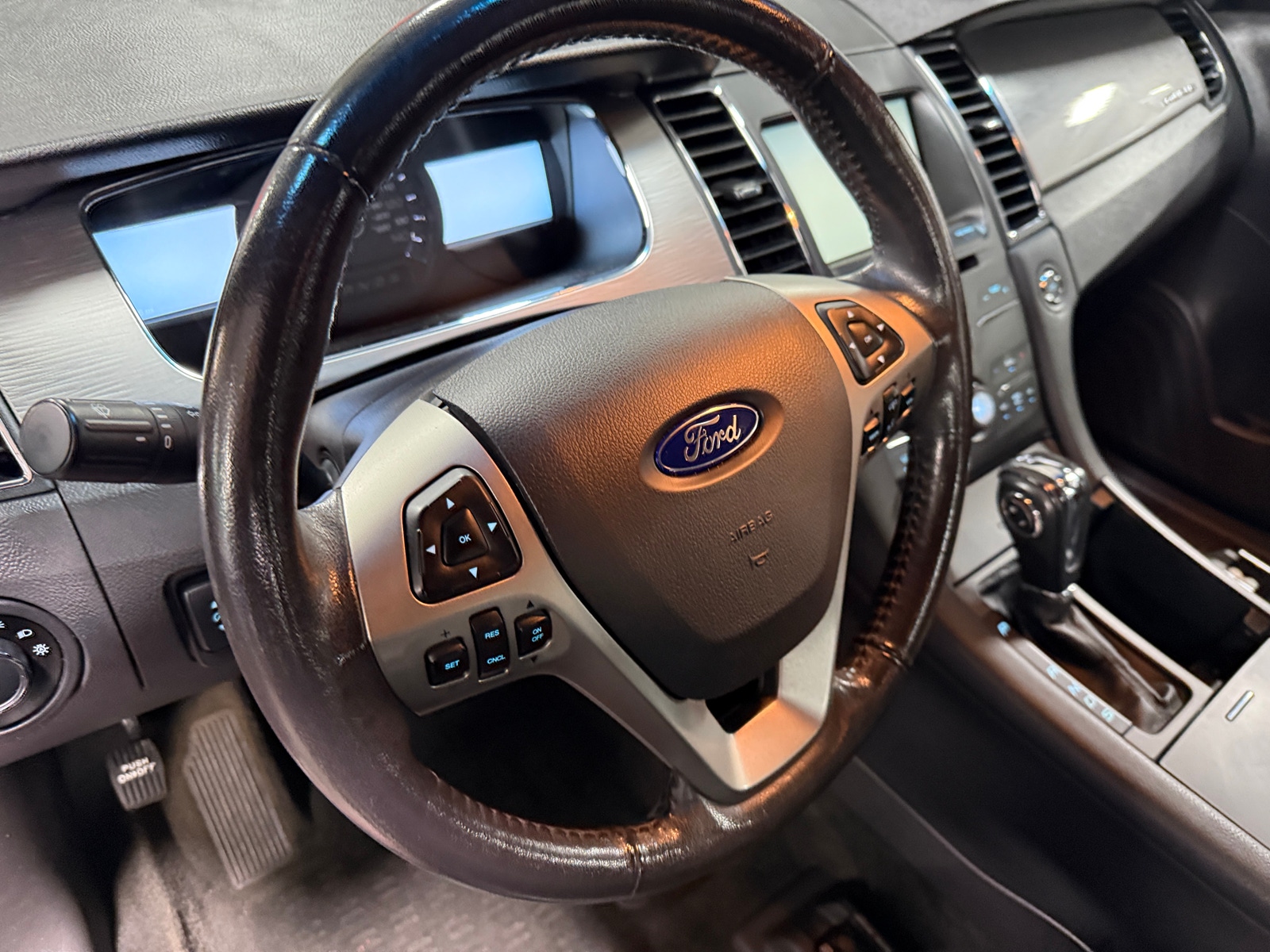 Thumbnail: 2015 Ford Taurus - 5
