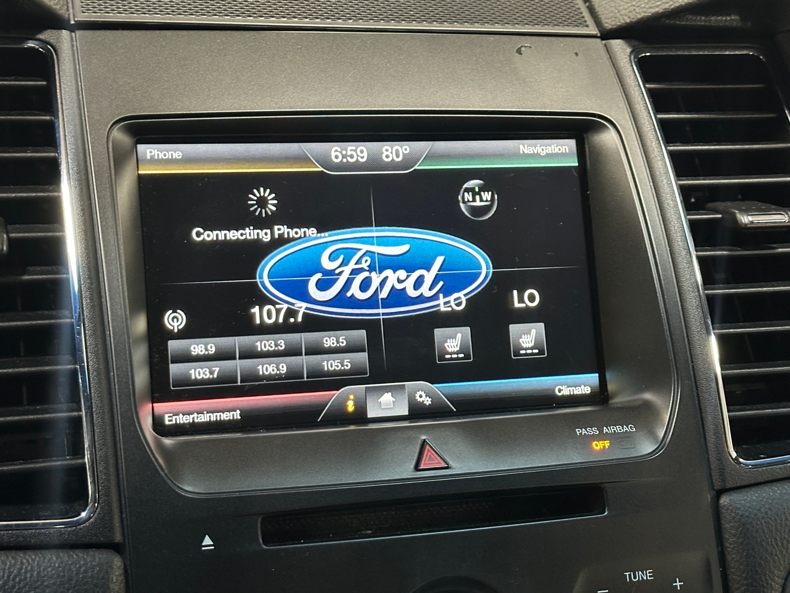 Thumbnail: 2015 Ford Taurus - 4