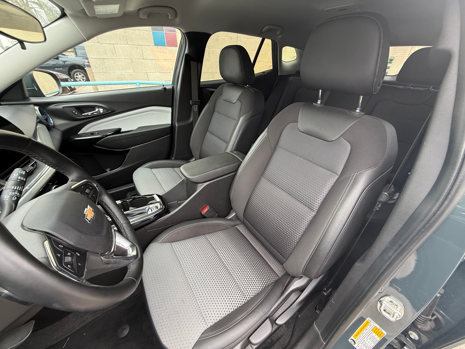 Thumbnail: 2025 Chevrolet Trax - 2