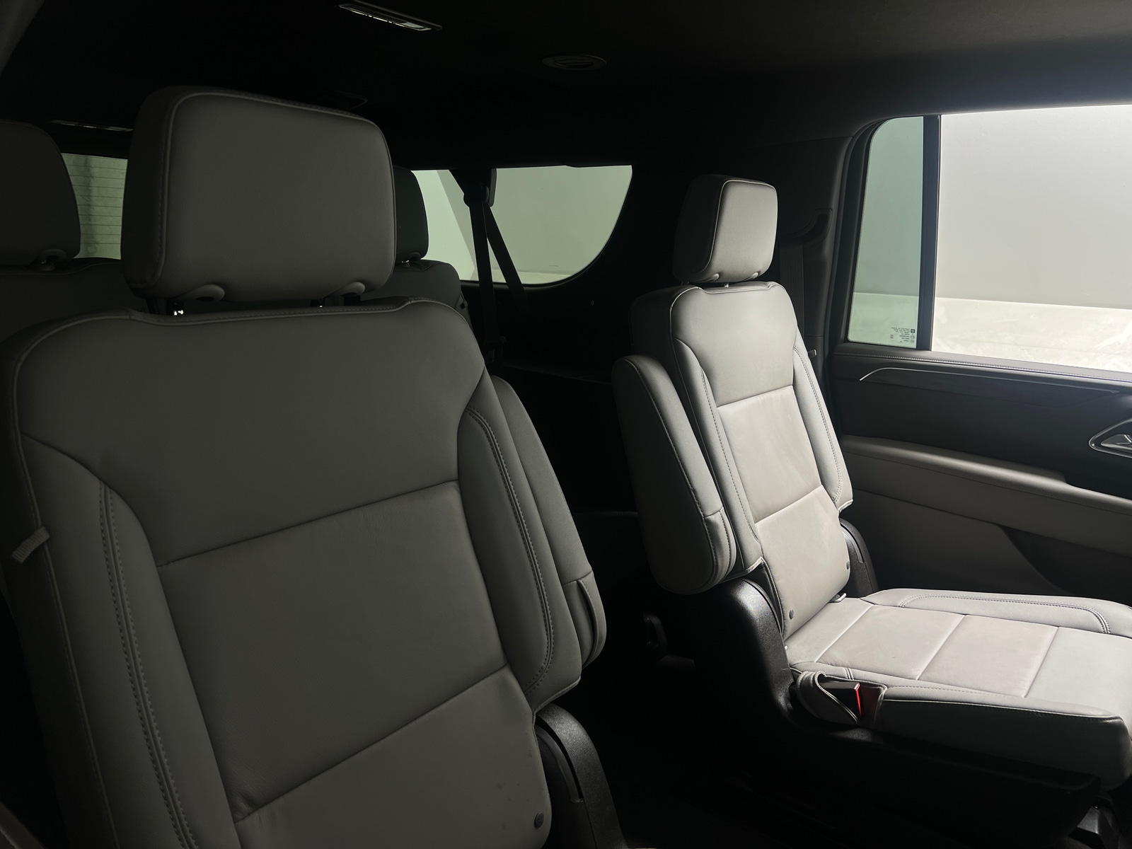 Thumbnail: 2021 Chevrolet Suburban - 5
