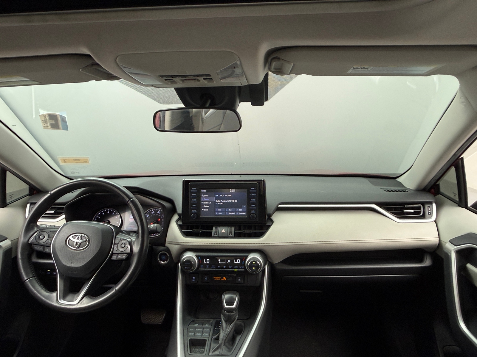 Thumbnail: 2019 Toyota RAV4 - 2