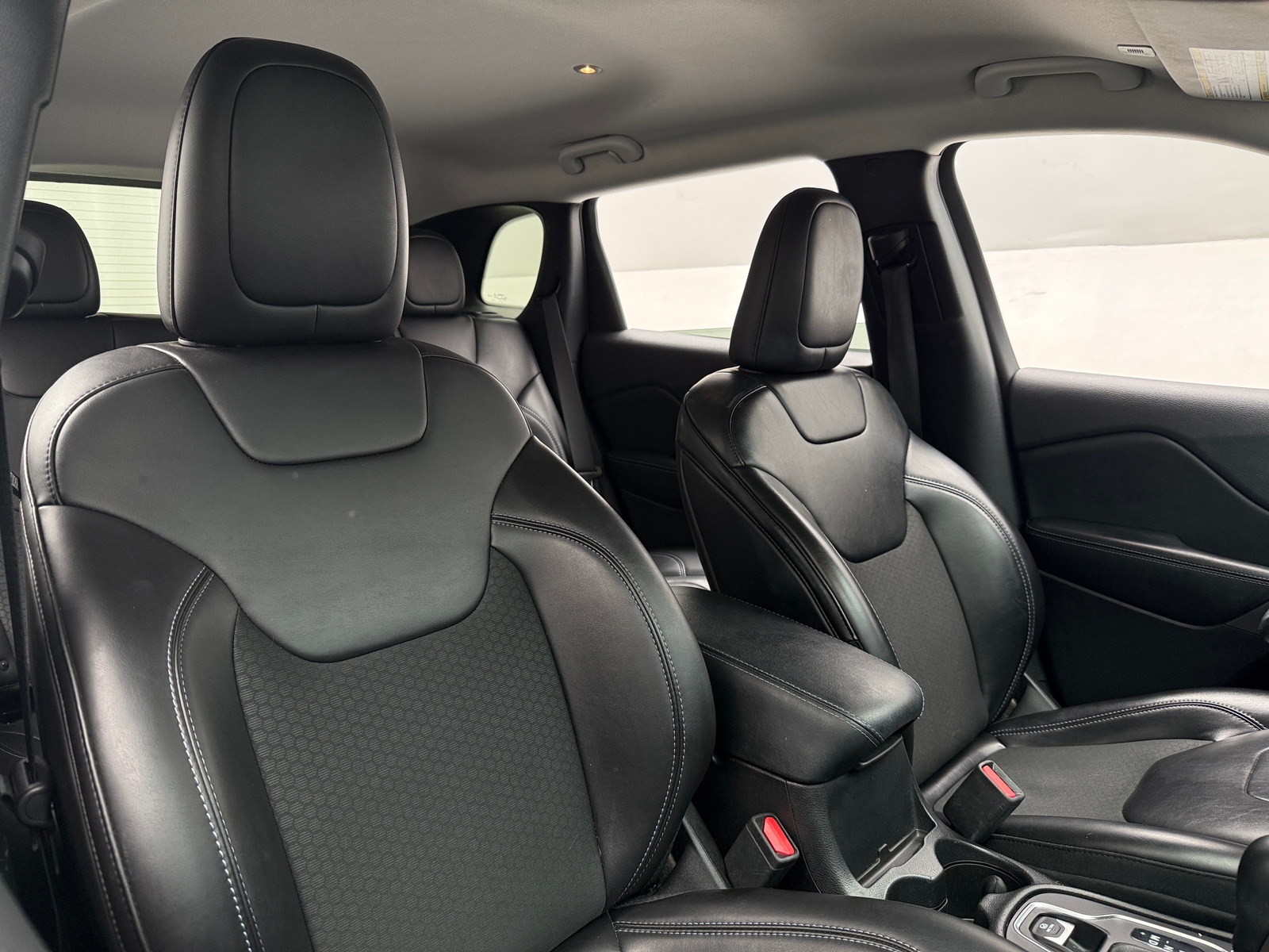 Thumbnail: 2019 Jeep Cherokee - 2