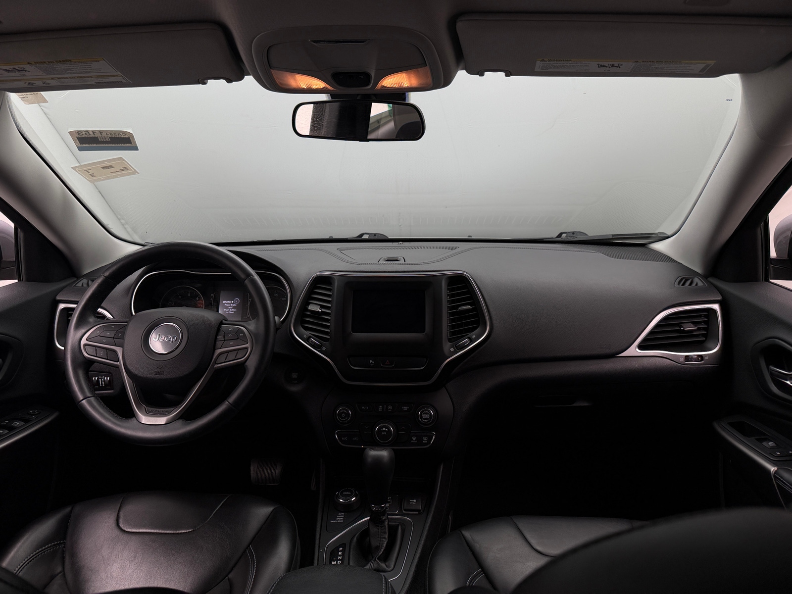 Thumbnail: 2019 Jeep Cherokee - 3