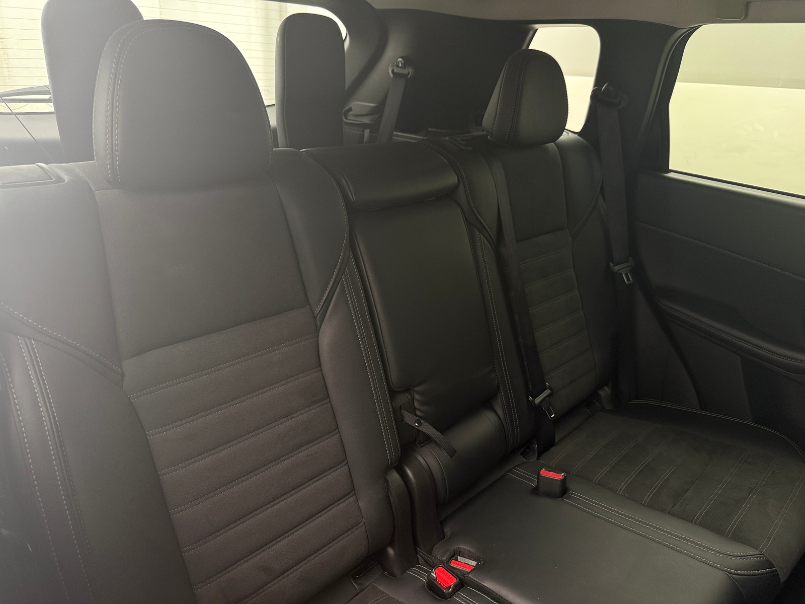 Thumbnail: 2024 Mitsubishi Outlander - 5