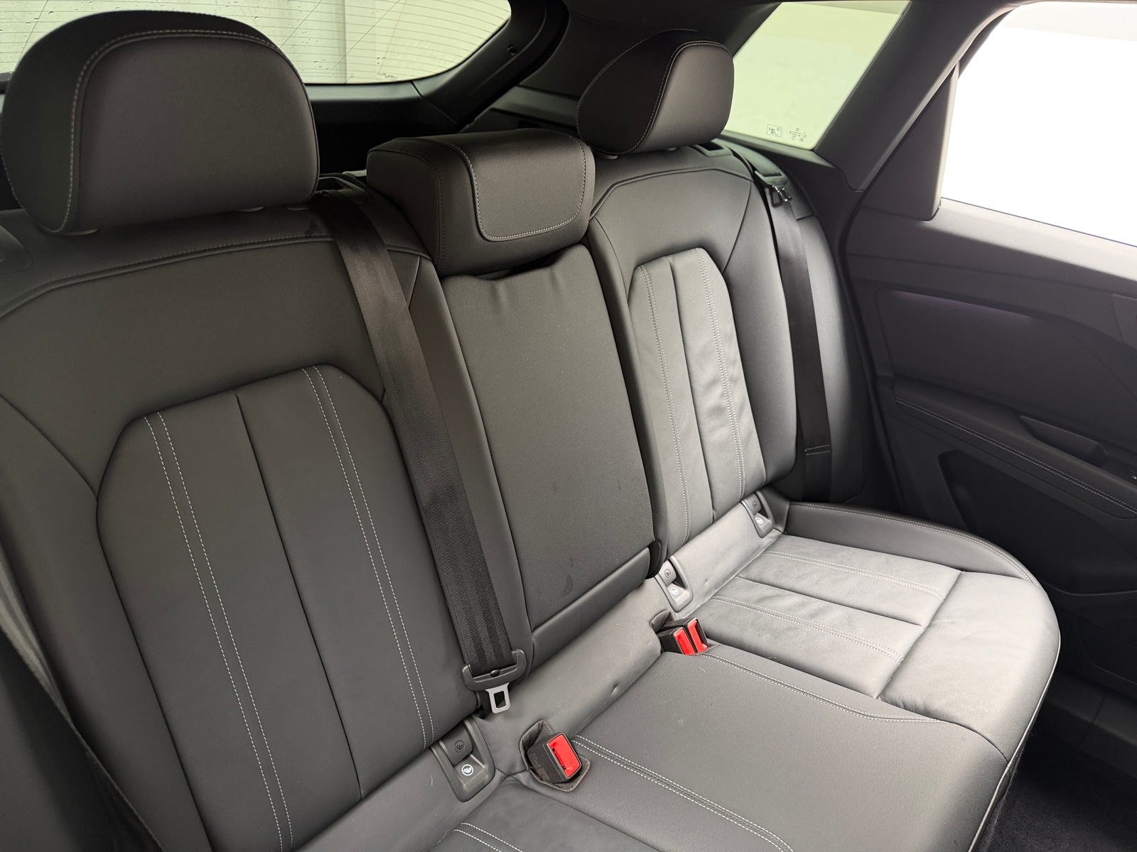 Thumbnail: 2023 Audi Q4 e-tron - 5