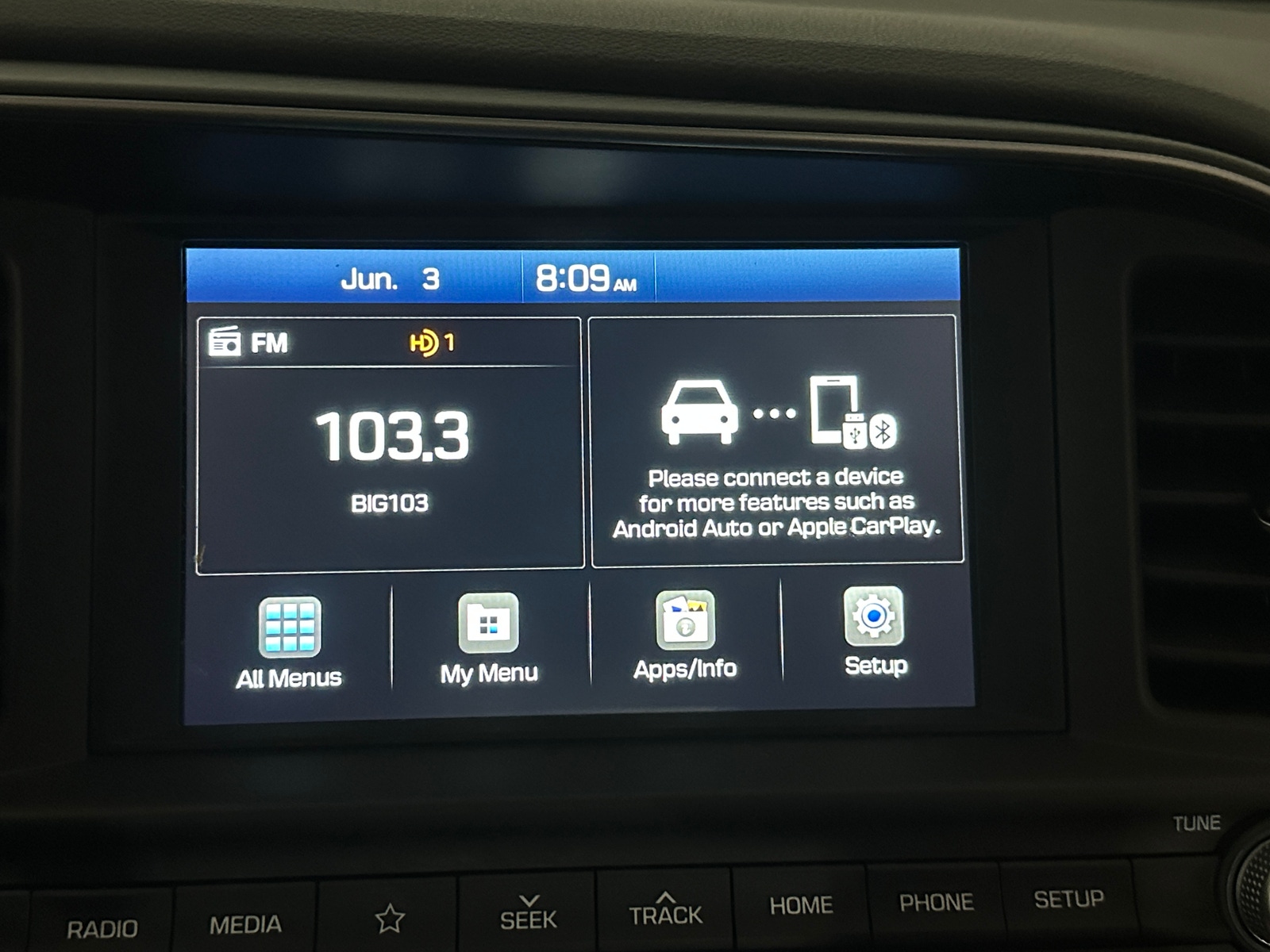 Thumbnail: 2020 Hyundai Elantra - 4