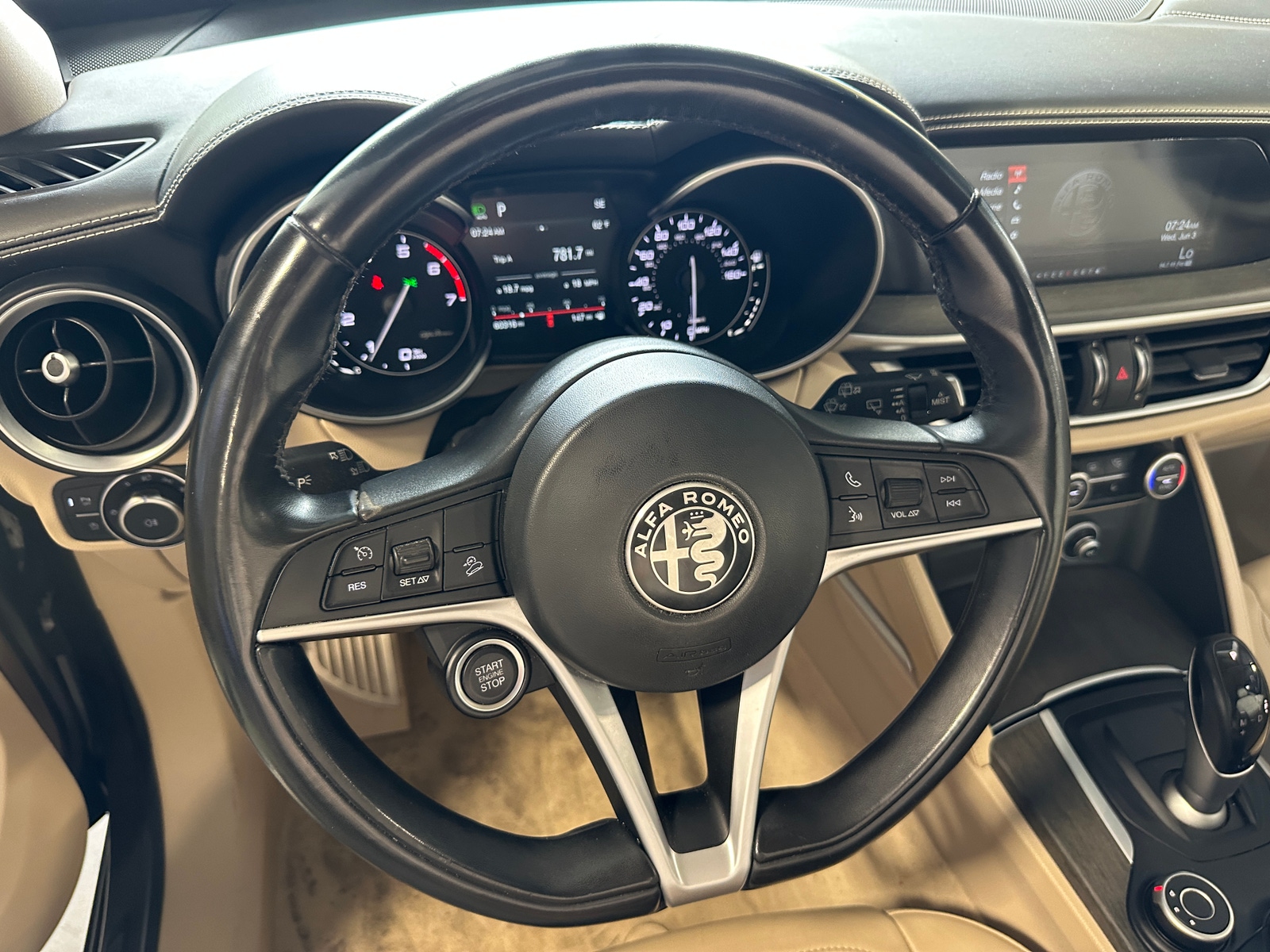 Thumbnail: 2019 Alfa Romeo Stelvio - 4