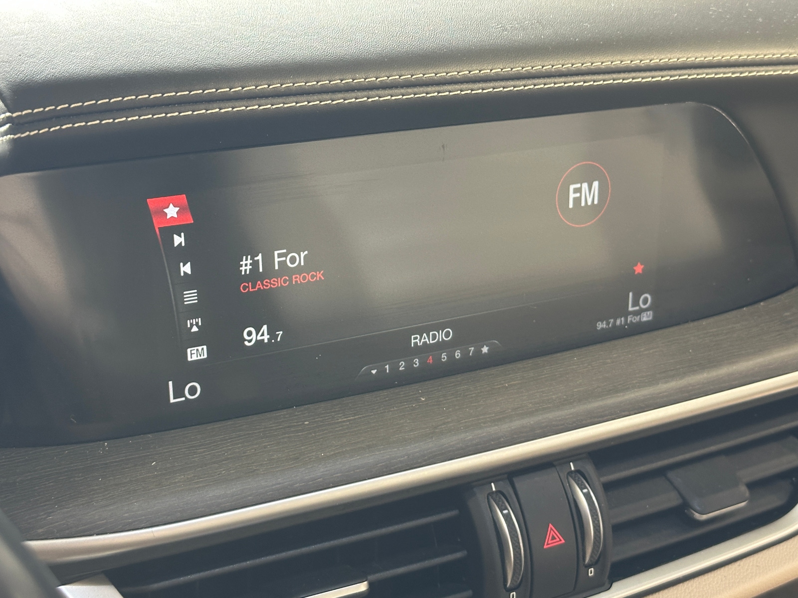 Thumbnail: 2019 Alfa Romeo Stelvio - 3