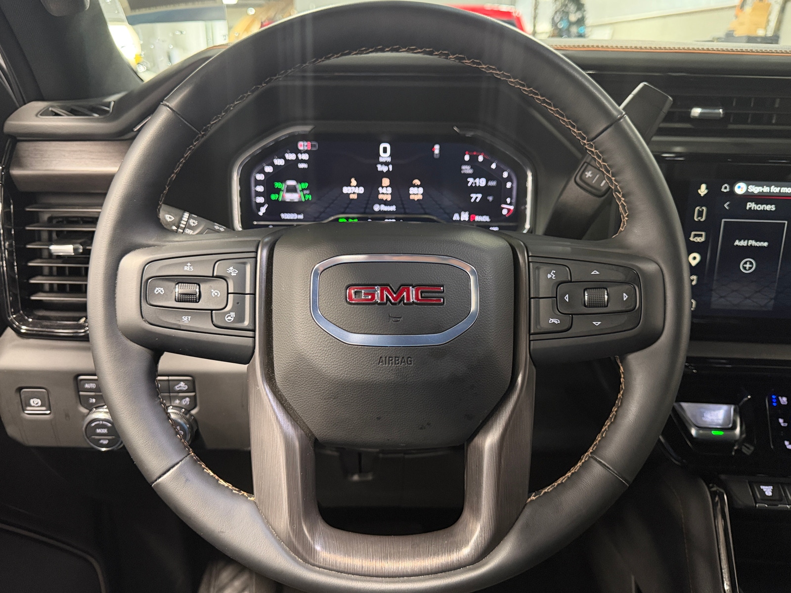 Thumbnail: 2025 GMC Sierra 2500 - 4