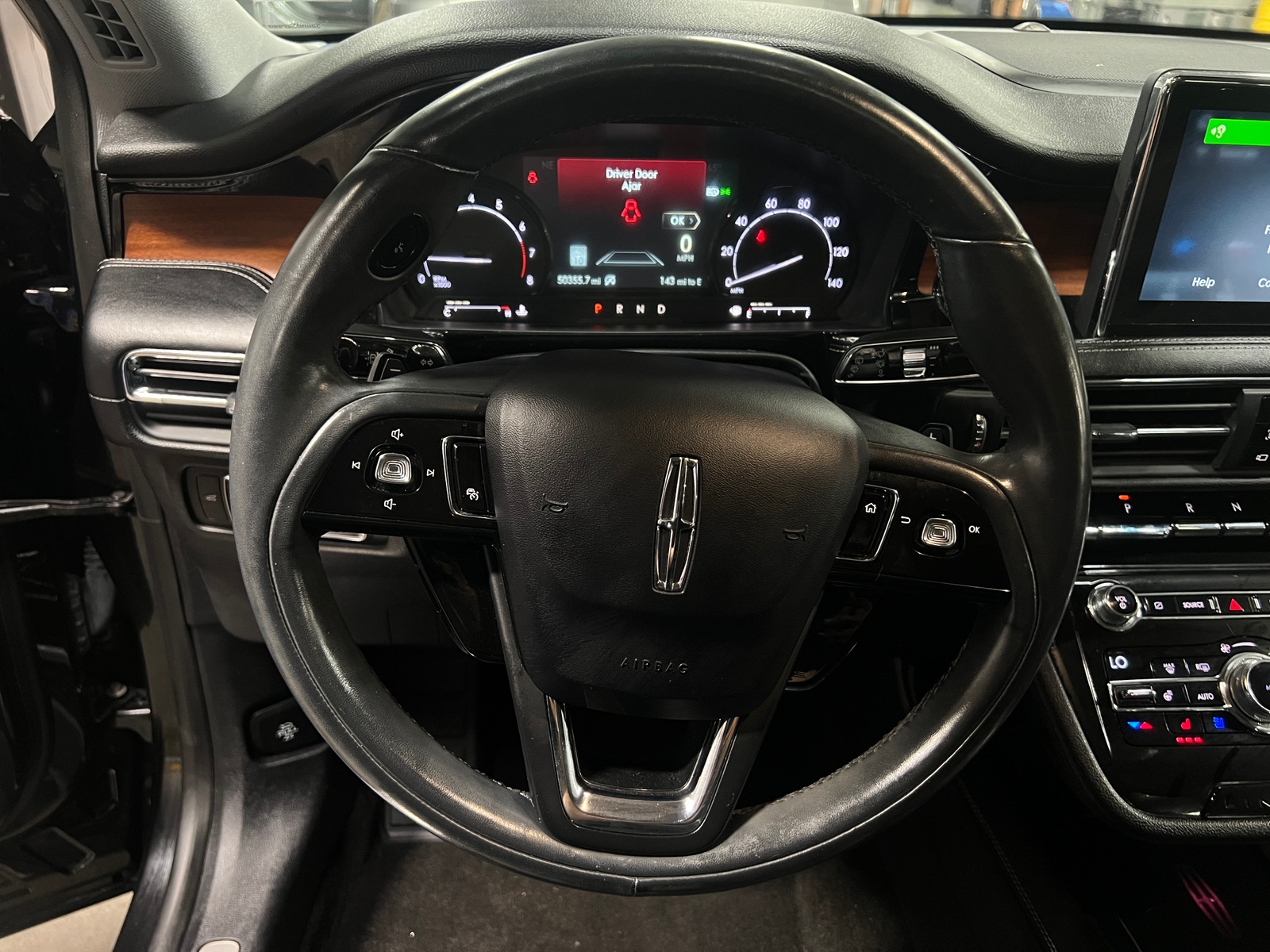 Thumbnail: 2020 Lincoln Corsair - 4