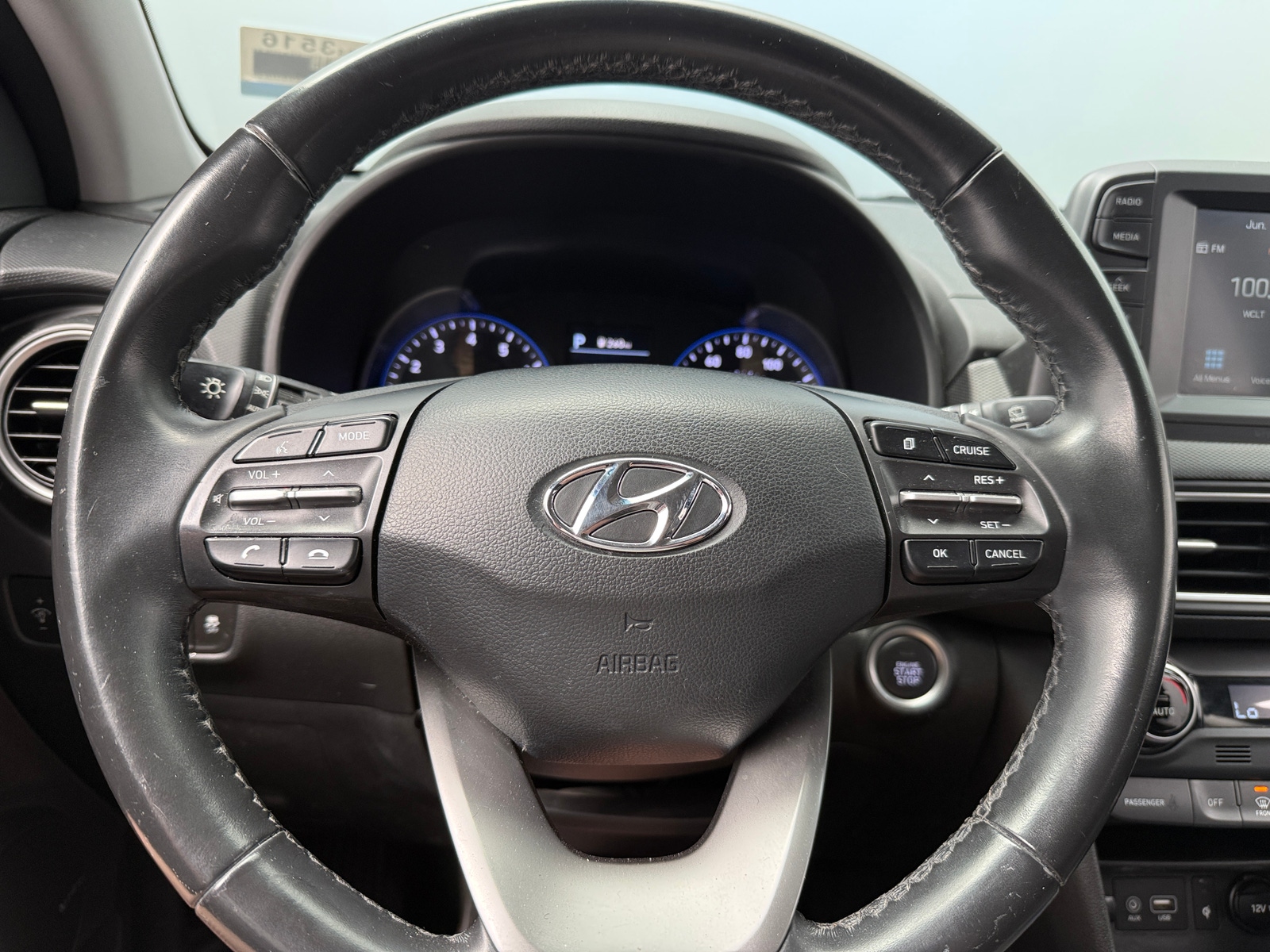 Thumbnail: 2021 Hyundai Kona - 4