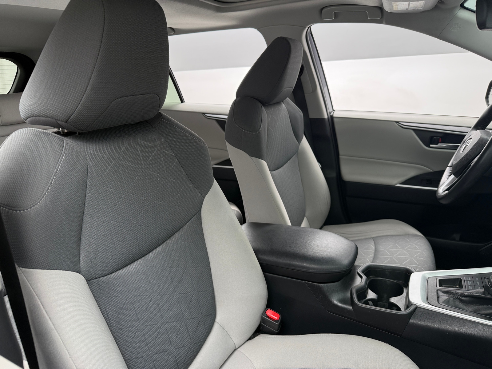 Thumbnail: 2019 Toyota RAV4 - 2