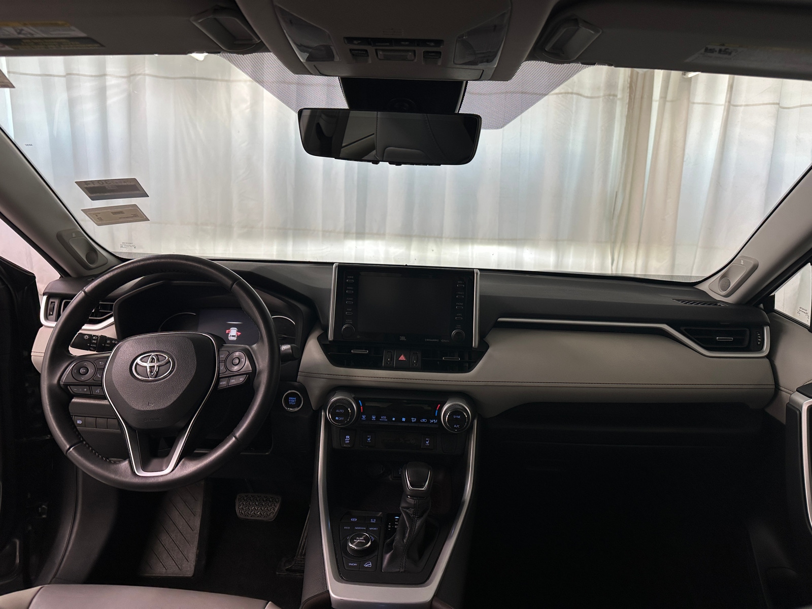 Thumbnail: 2021 Toyota RAV4 - 2