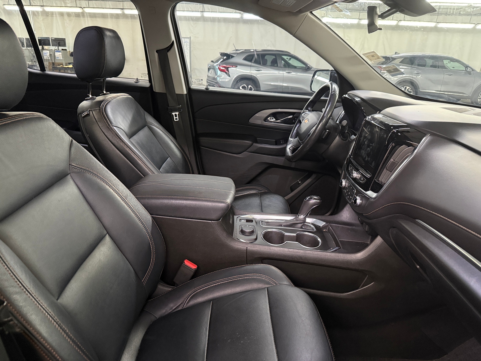 Thumbnail: 2020 Chevrolet Traverse - 2