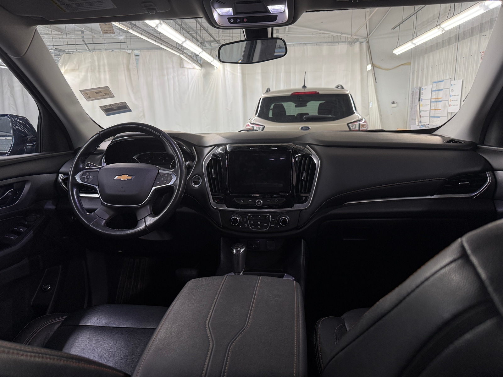 Thumbnail: 2020 Chevrolet Traverse - 3