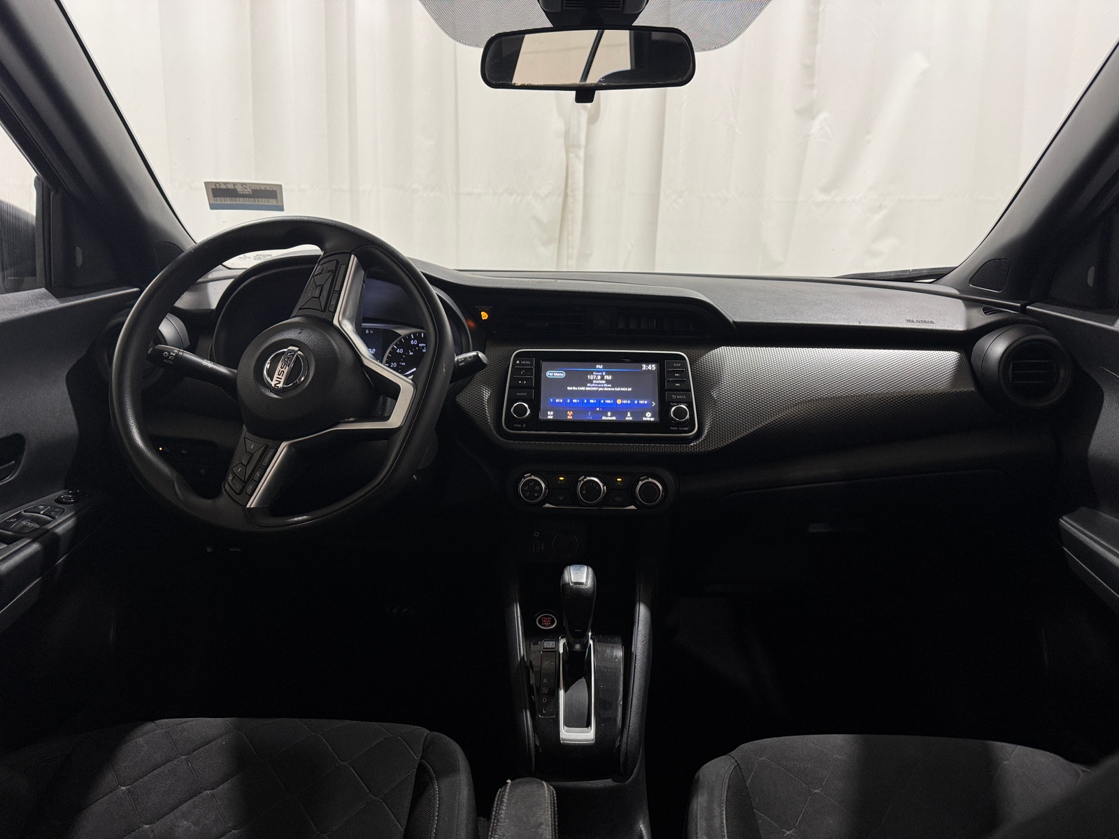 Thumbnail: 2020 Nissan Kicks - 3