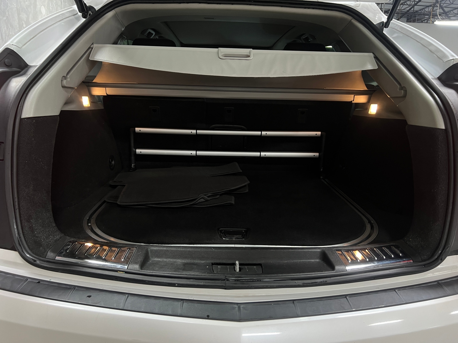 Thumbnail: 2015 Cadillac SRX - 6