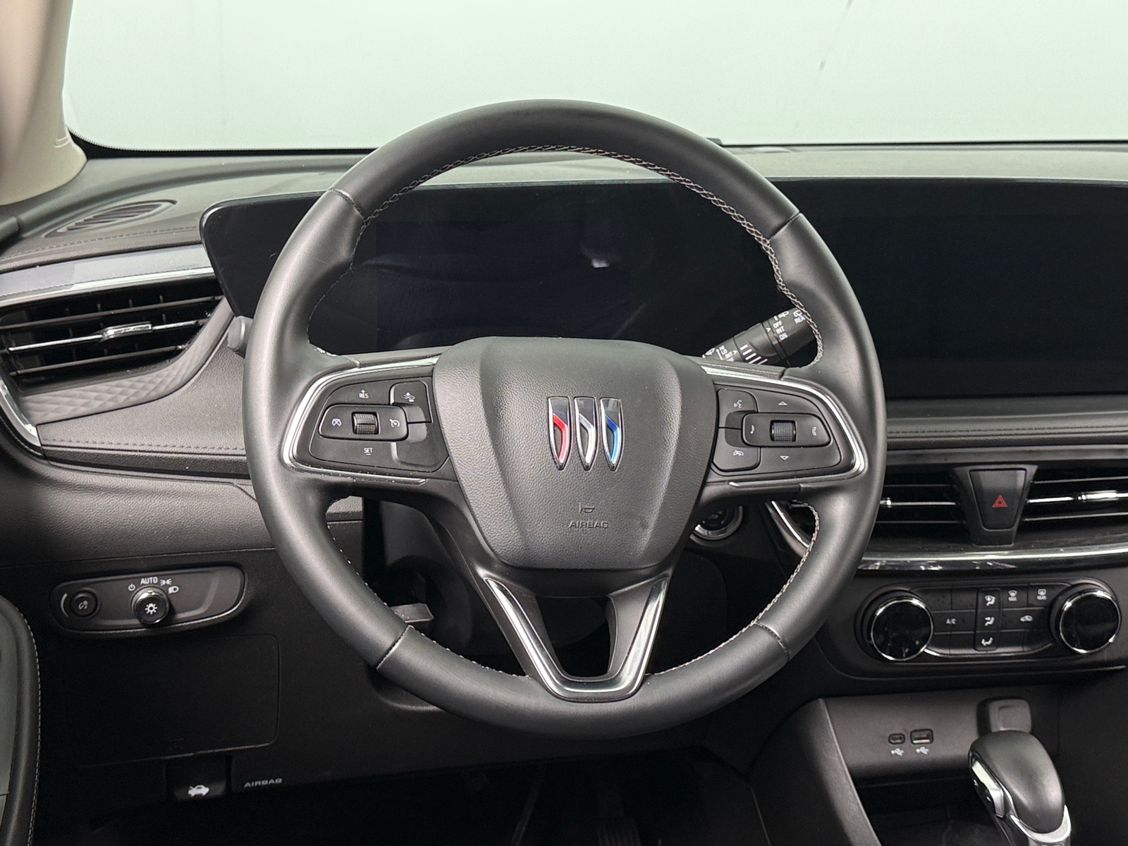 Thumbnail: 2025 Buick Encore GX - 4