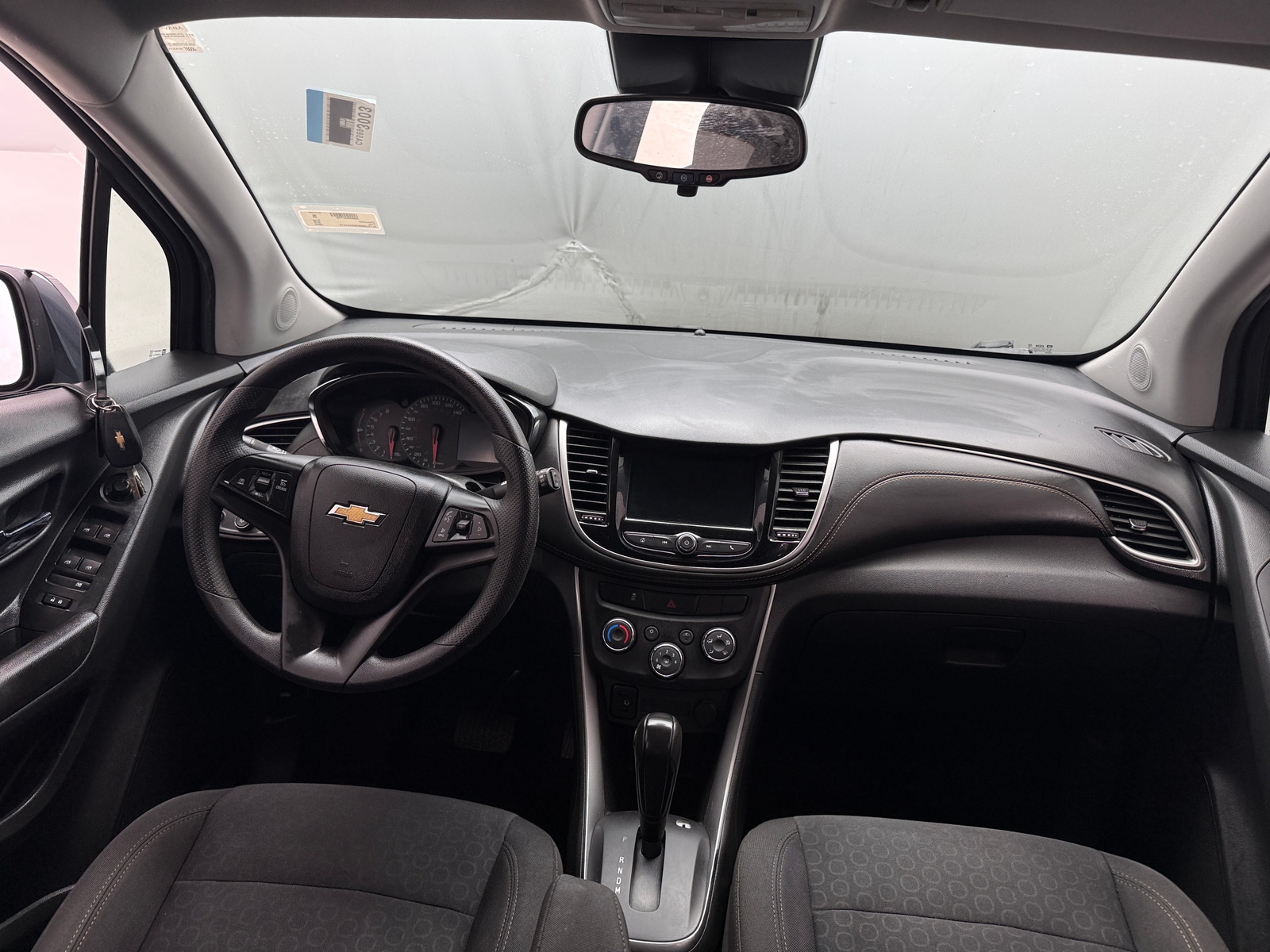 Thumbnail: 2022 Chevrolet Trax - 3