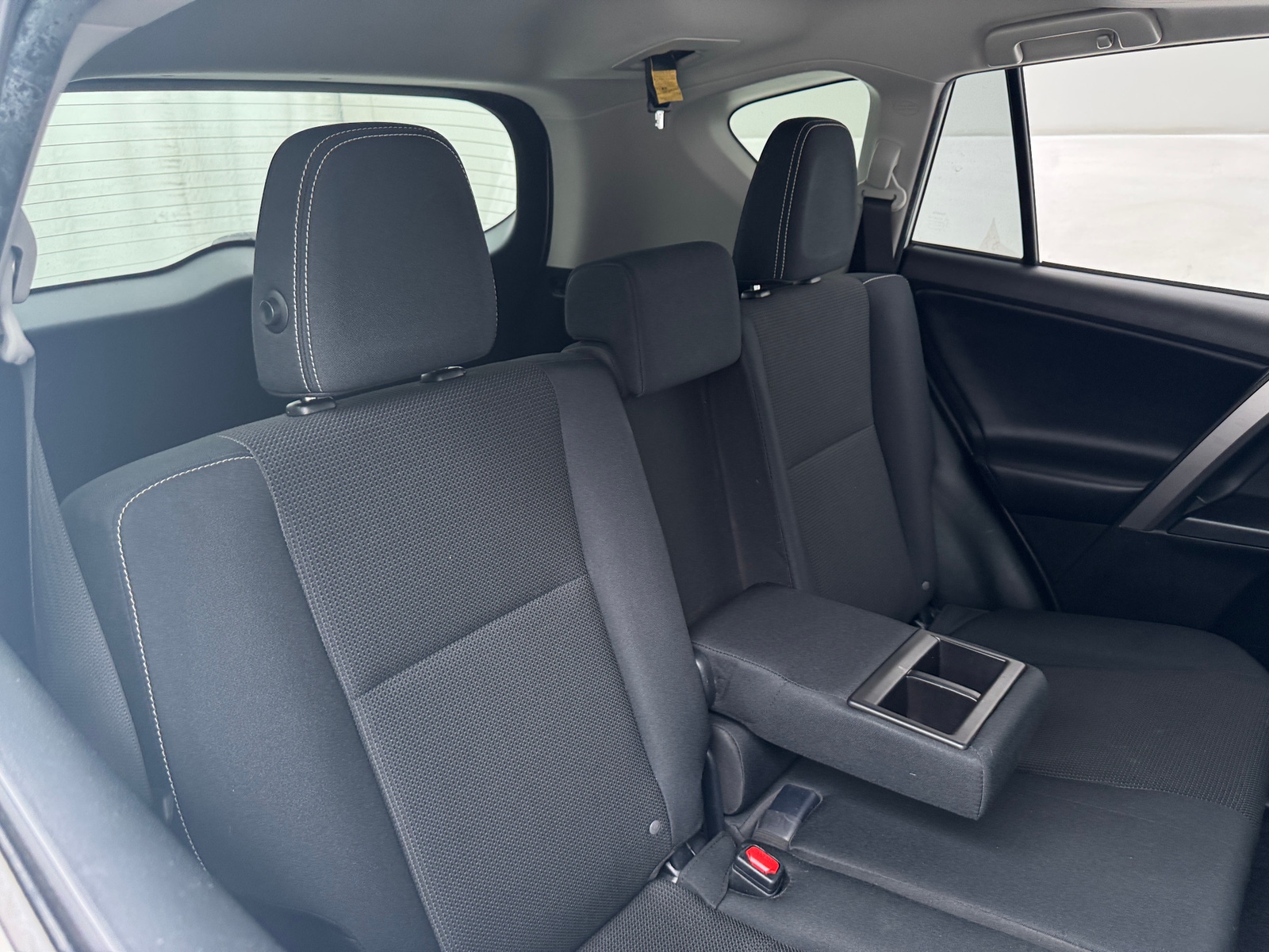 Thumbnail: 2018 Toyota RAV4 - 6