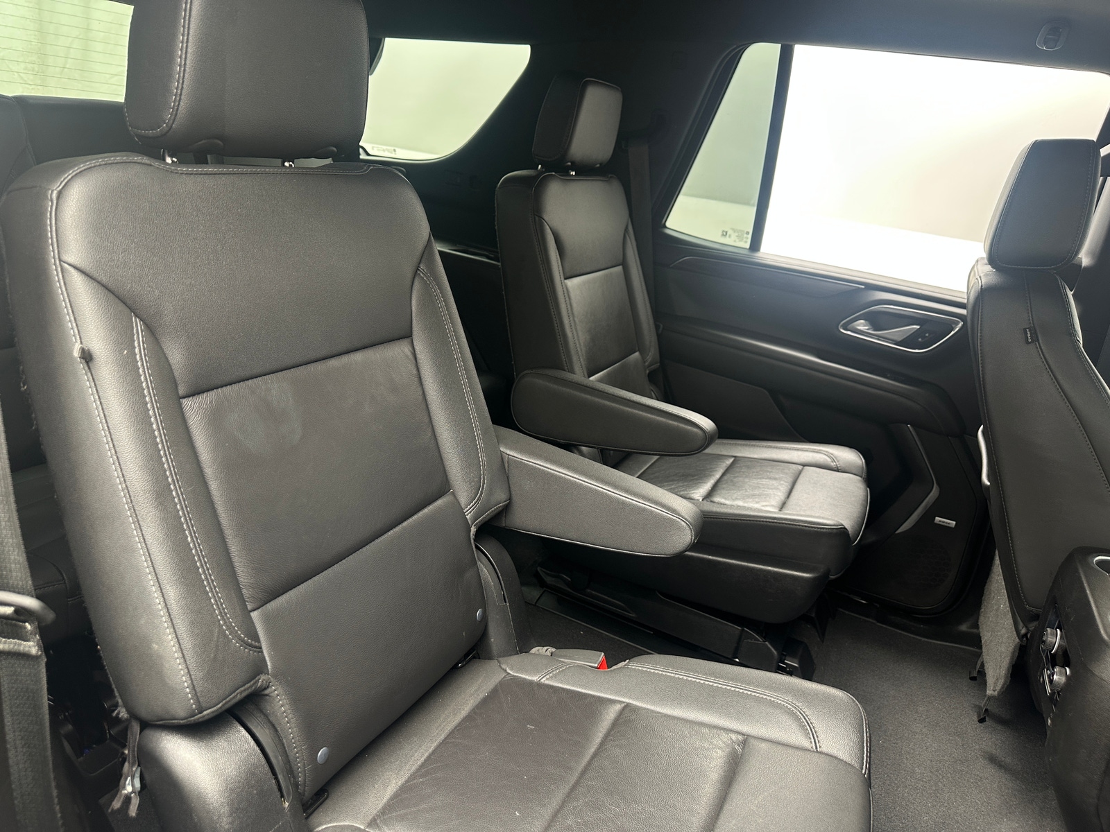 Thumbnail: 2022 Chevrolet Tahoe - 5