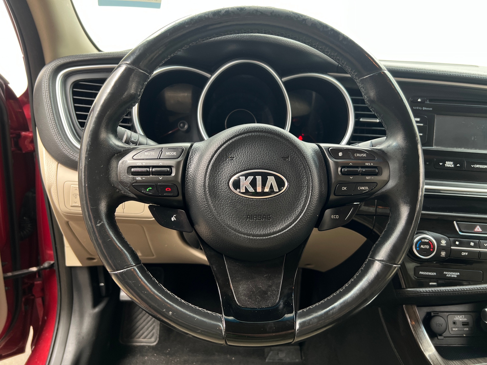 Thumbnail: 2015 Kia Optima - 4