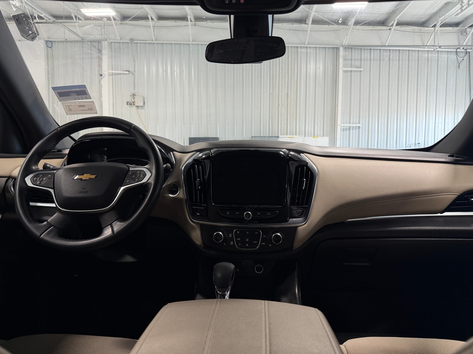 Thumbnail: 2023 Chevrolet Traverse - 3