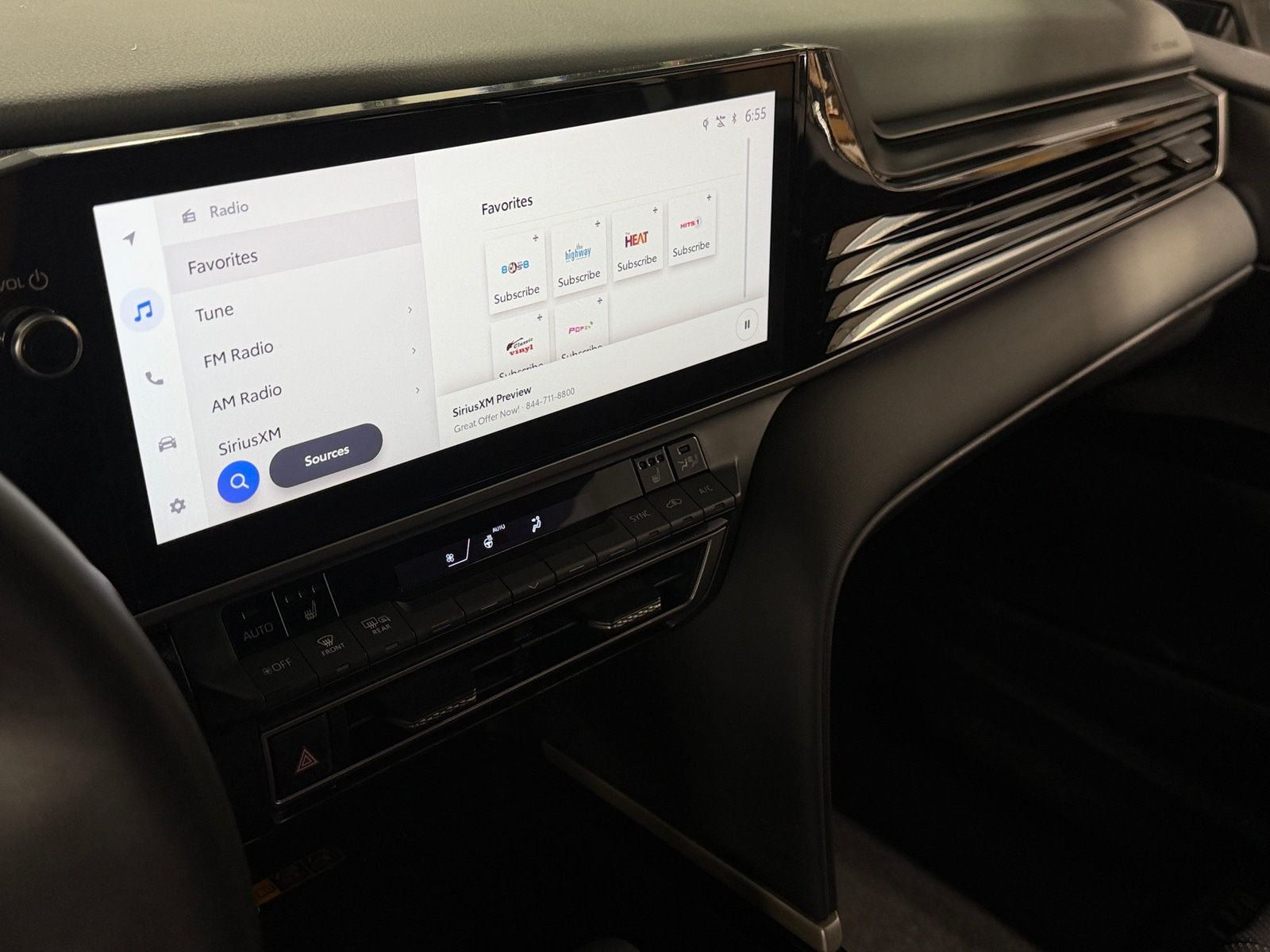Thumbnail: 2025 Toyota Camry - 4