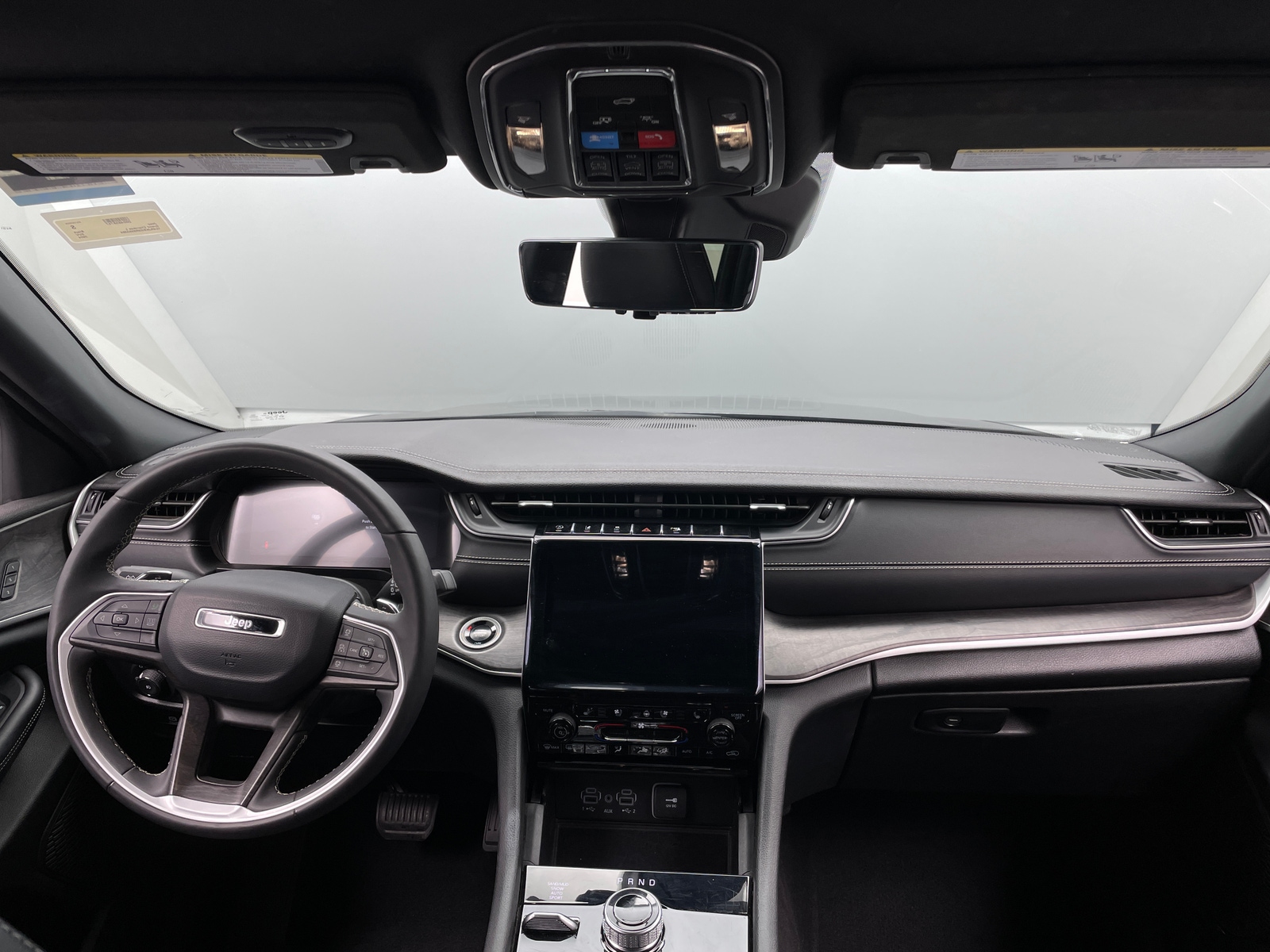 Thumbnail: 2024 Jeep Grand Cherokee L - 2