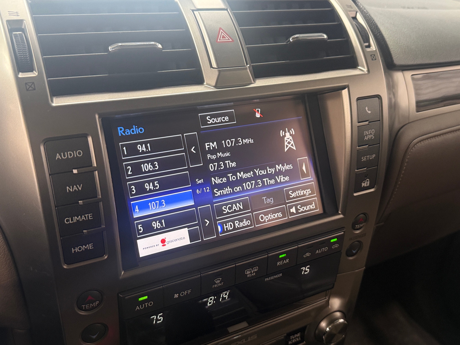 Thumbnail: 2015 Lexus GX - 3