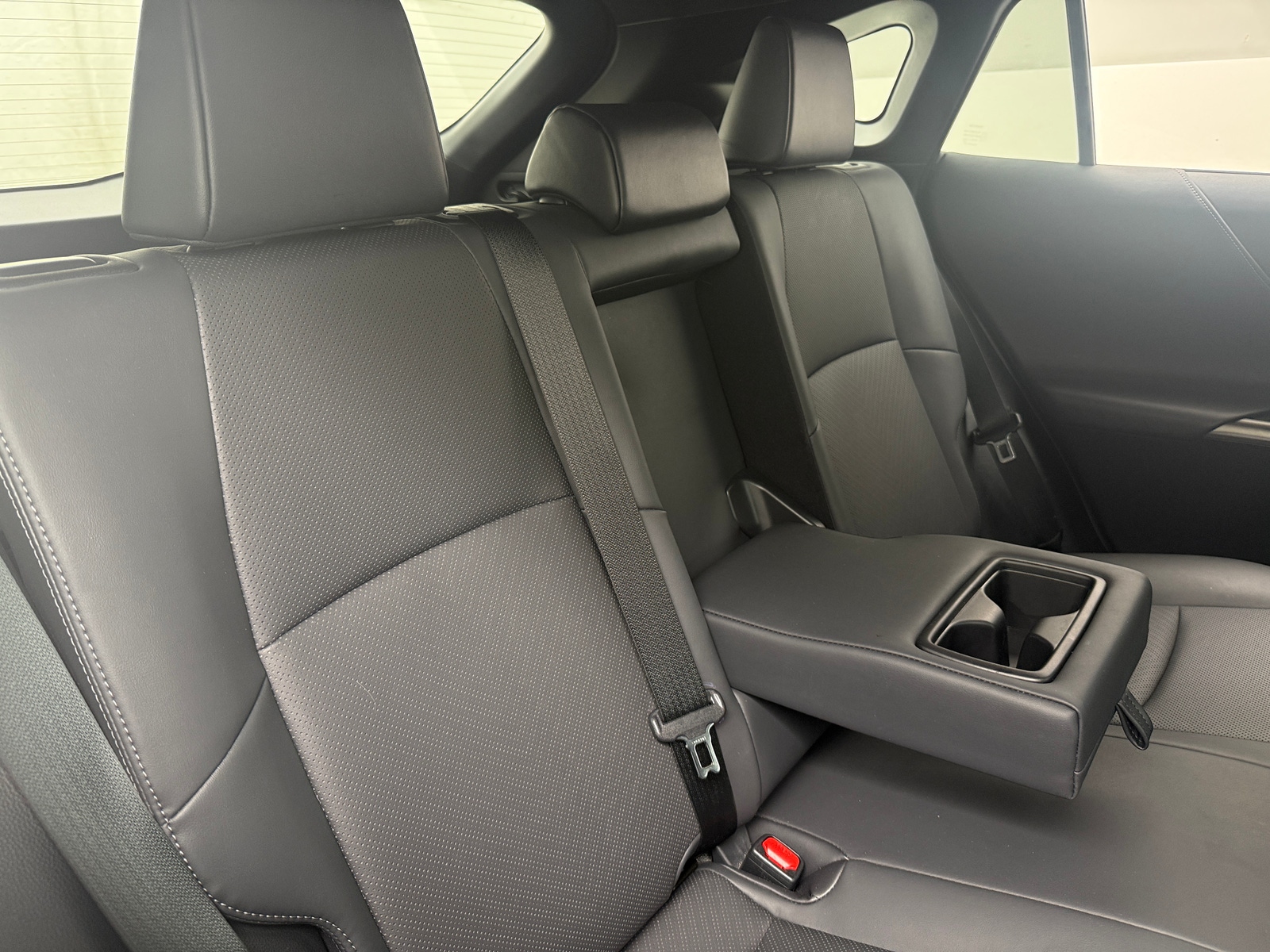 Thumbnail: 2022 Toyota Venza - 5