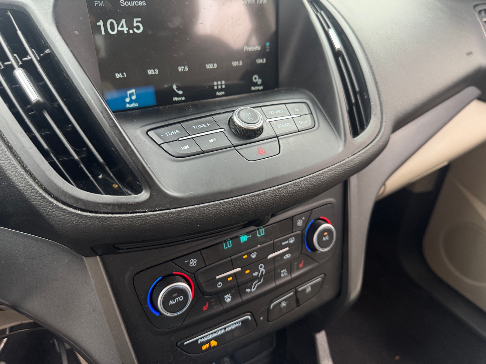 Thumbnail: 2018 Ford Escape - 3