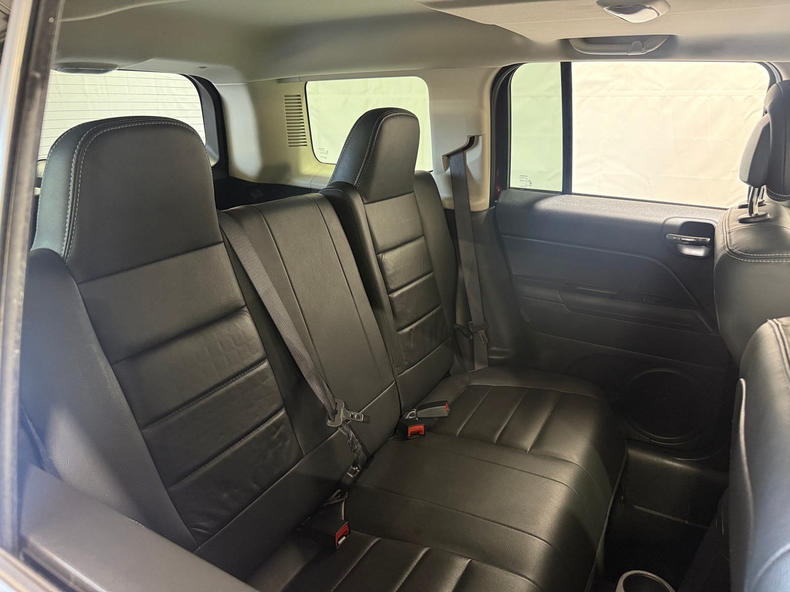 Thumbnail: 2016 Jeep Patriot - 5