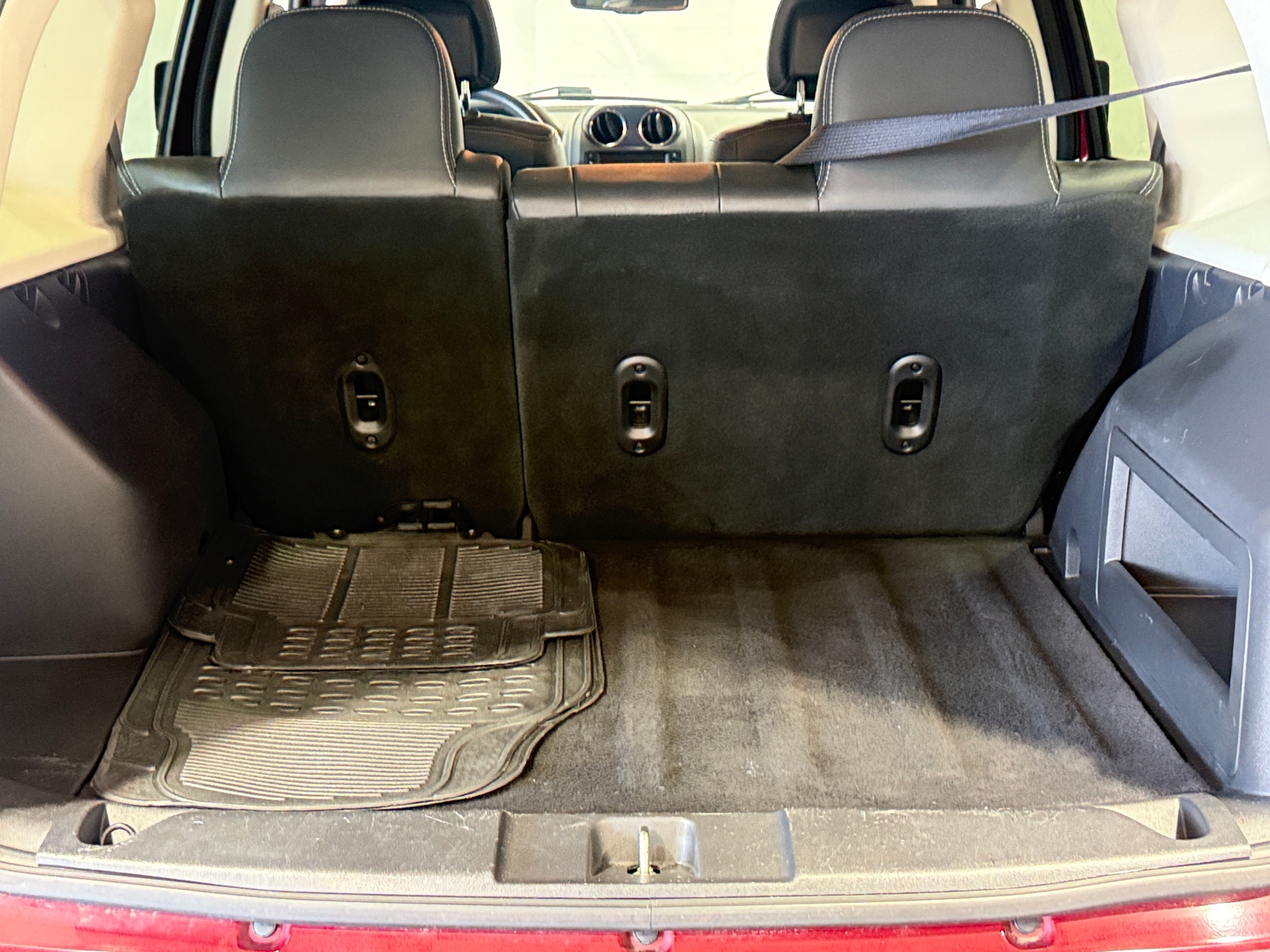 Thumbnail: 2016 Jeep Patriot - 6