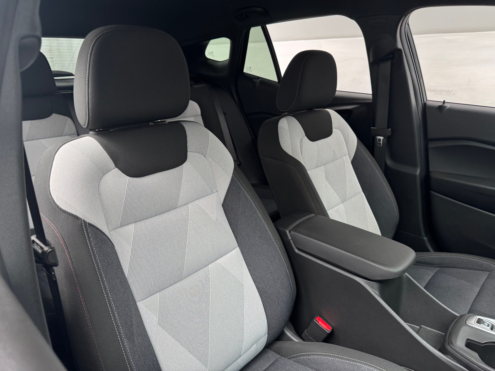 Thumbnail: 2024 Chevrolet Trax - 2