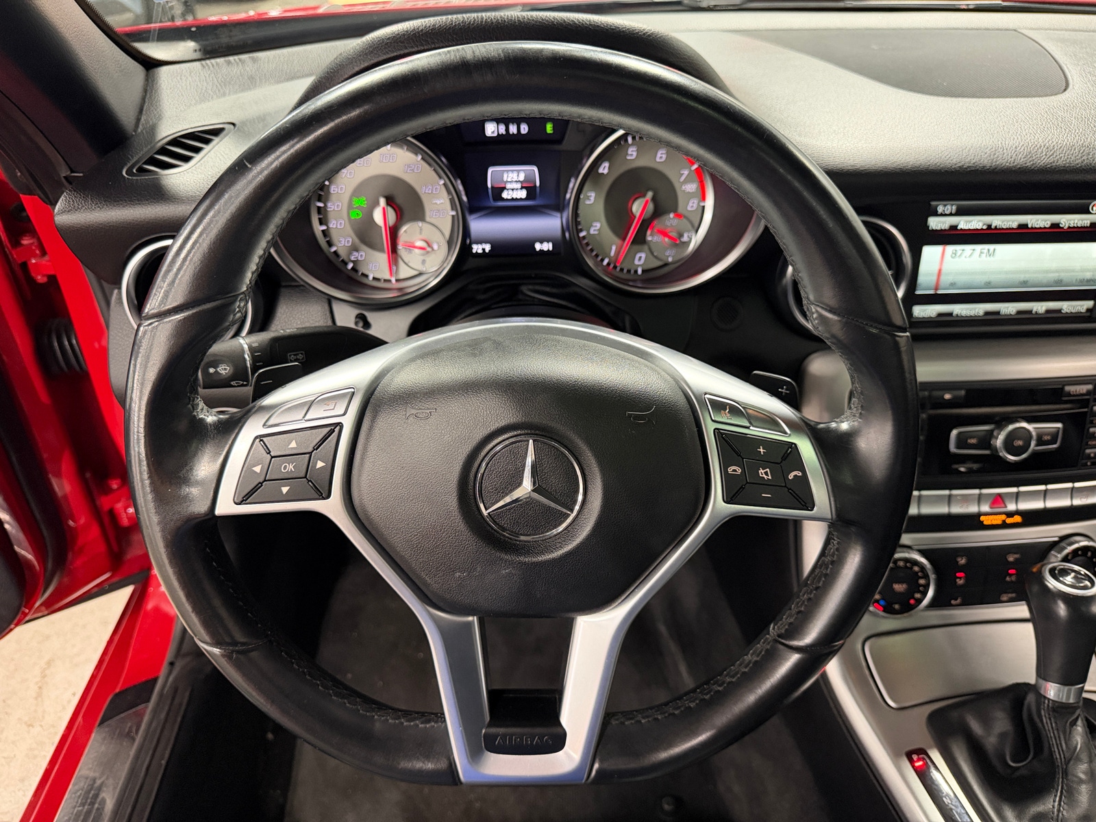 Thumbnail: 2014 Mercedes-Benz SLK - 4