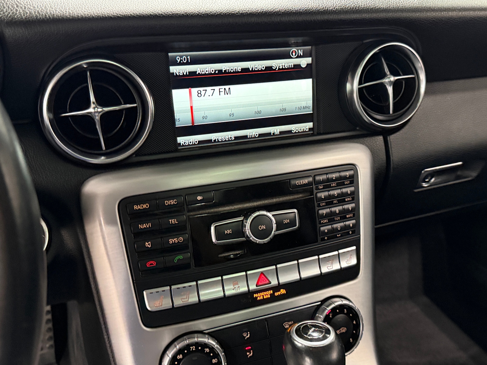 Thumbnail: 2014 Mercedes-Benz SLK - 3