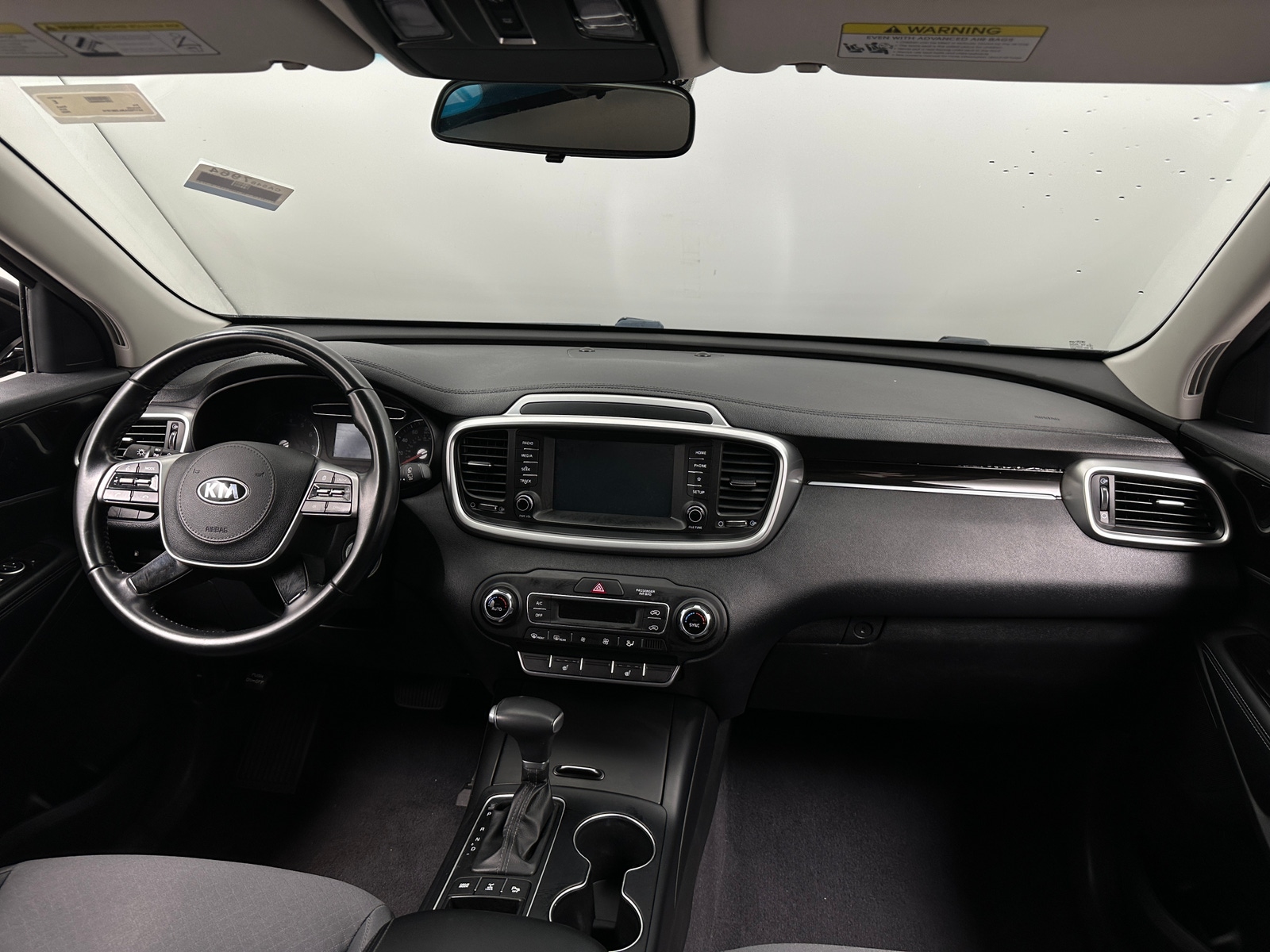 Thumbnail: 2020 Kia Sorento - 3